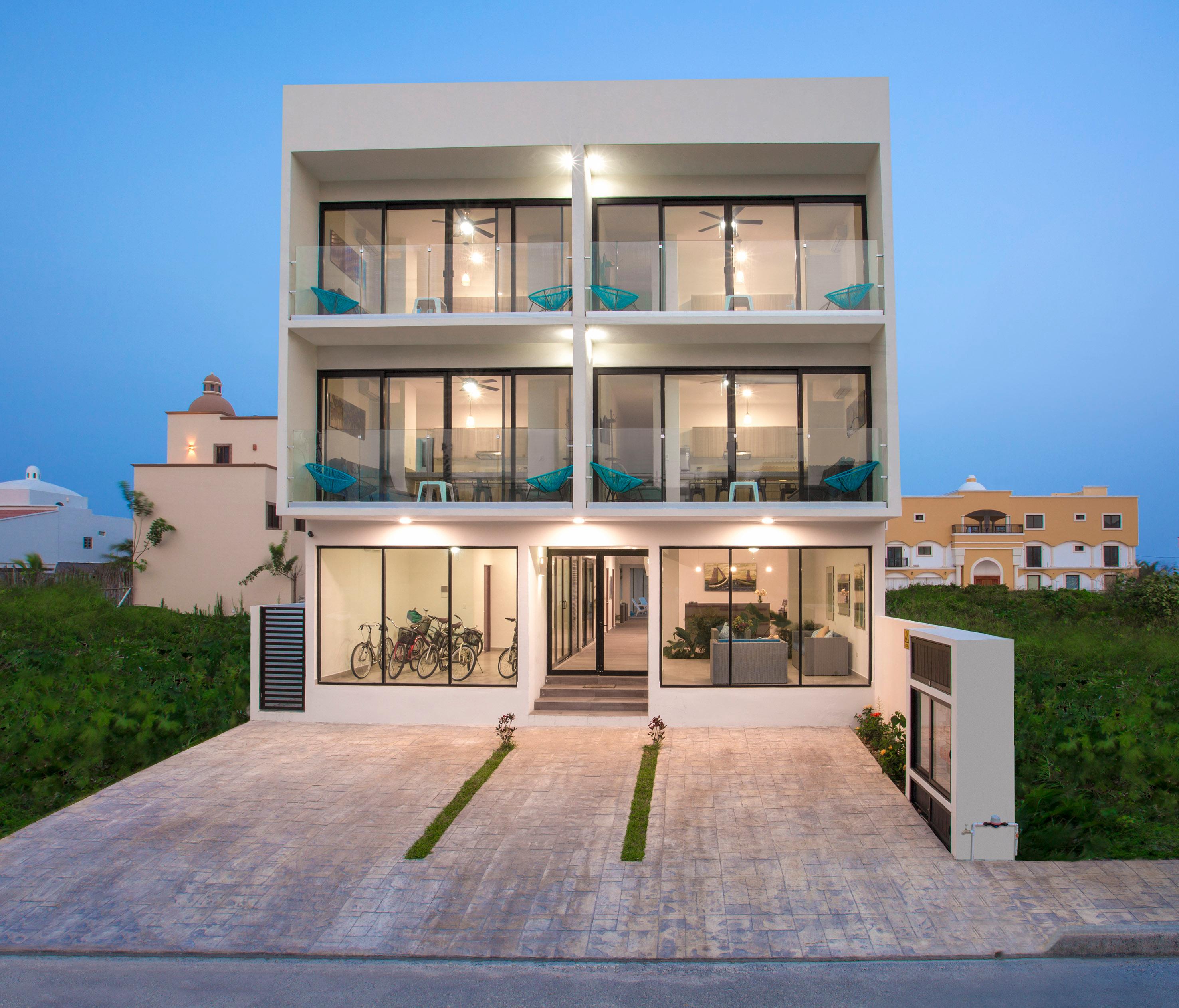 Vista Exterior Velas Condos