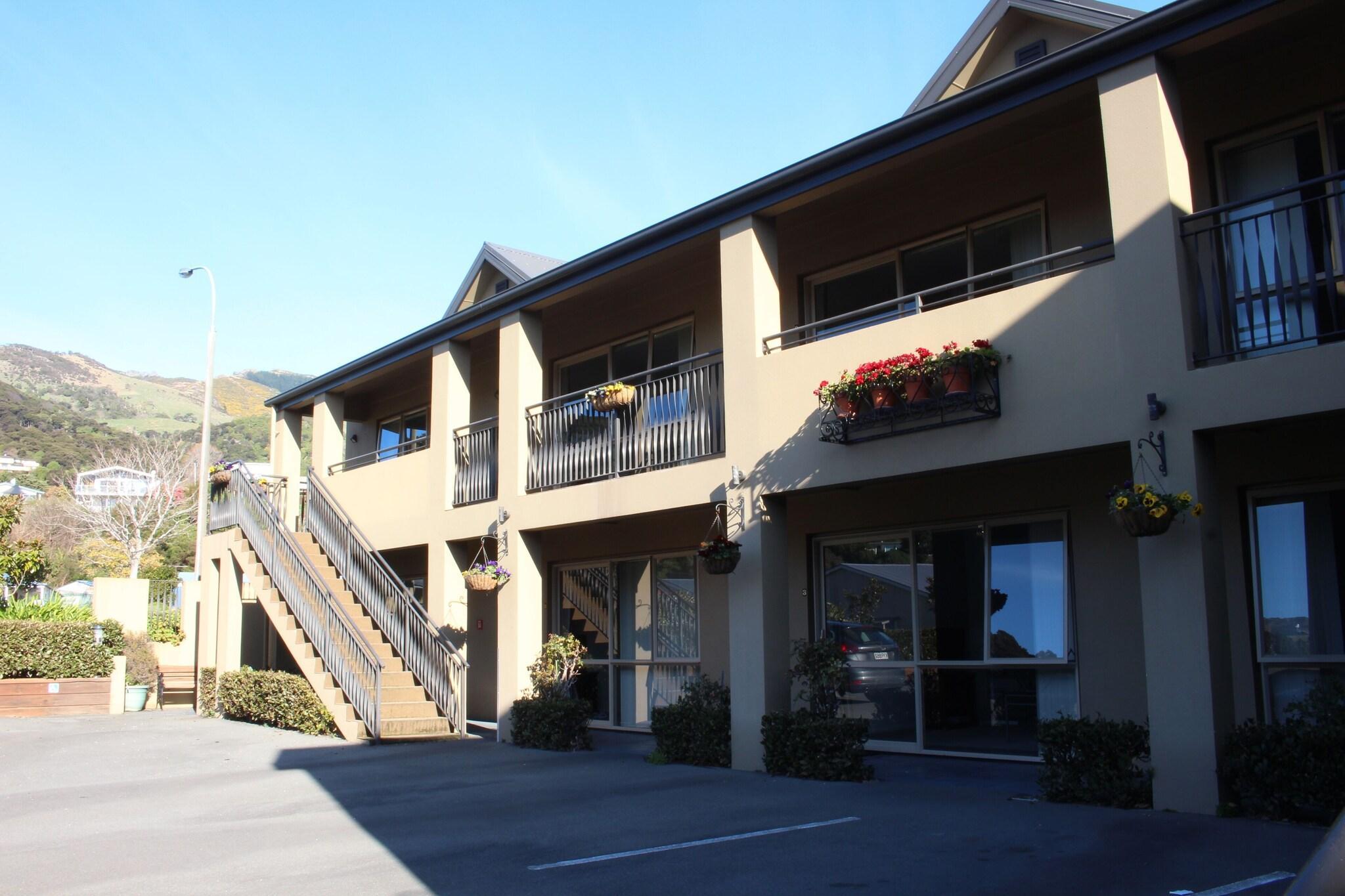 Vista Lobby Tresori Motor Lodge