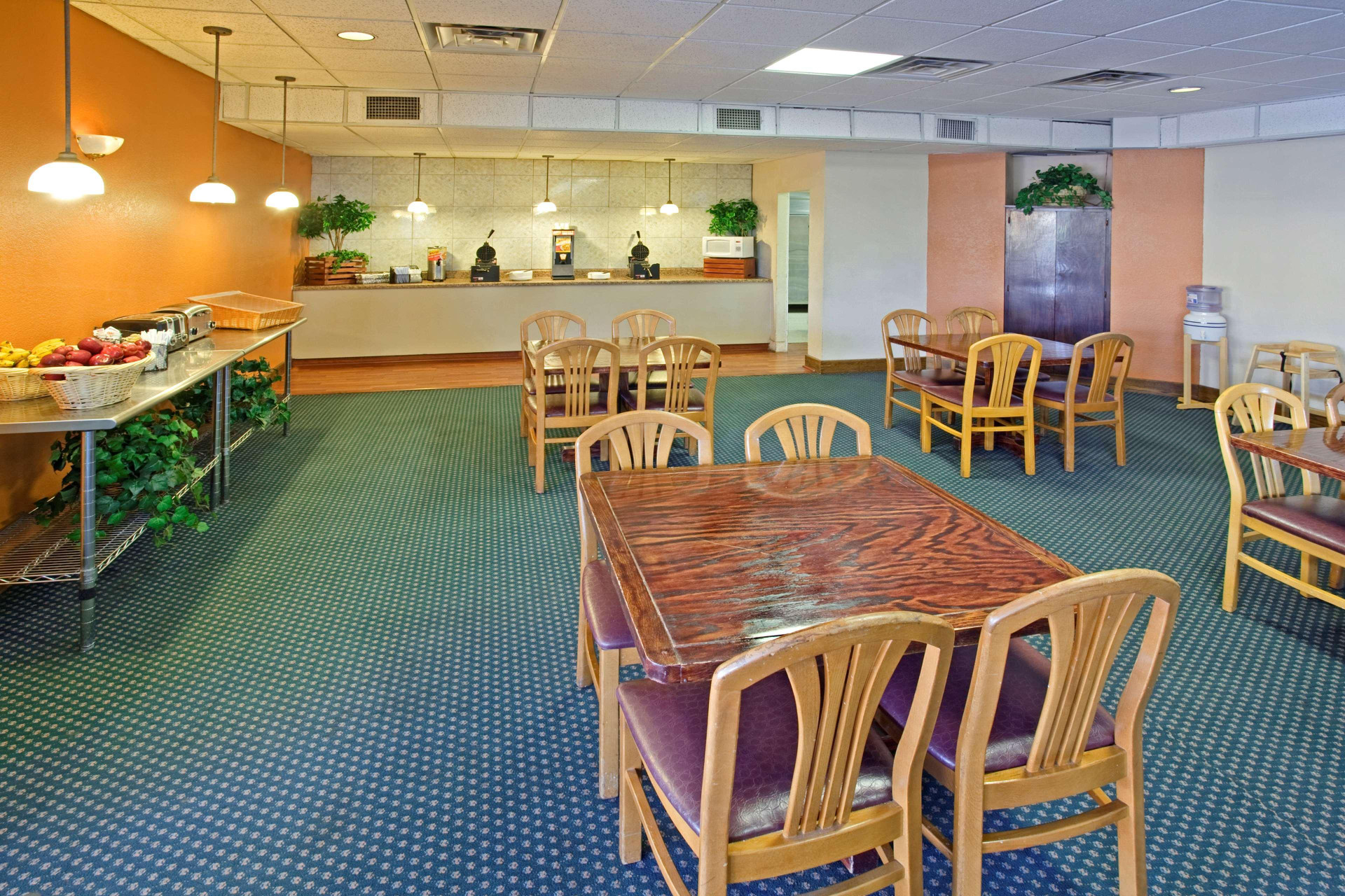 Restaurant Americas Best Value Inn Laredo