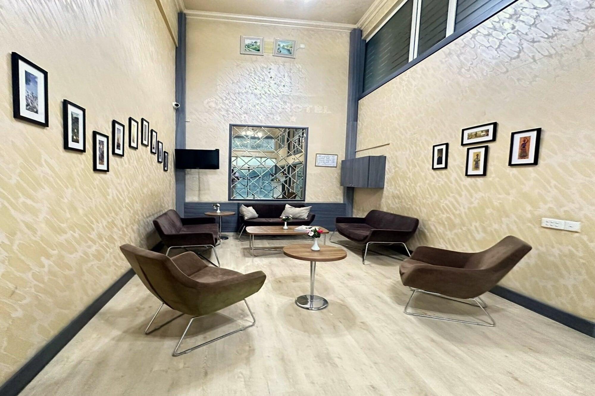 Vista Lobby The Family Hotel - Free Massage