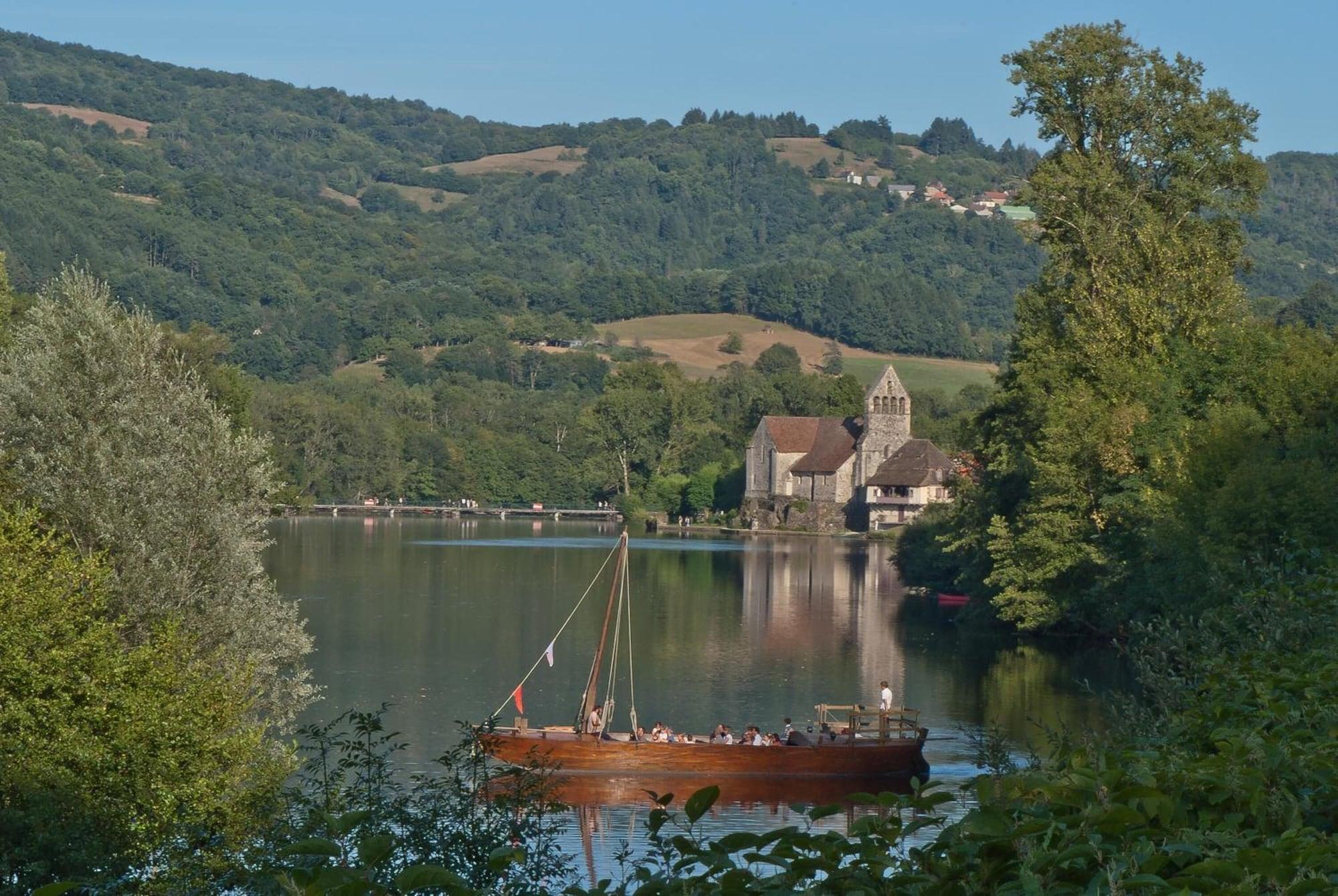 Varios Le Relais De Vellinus