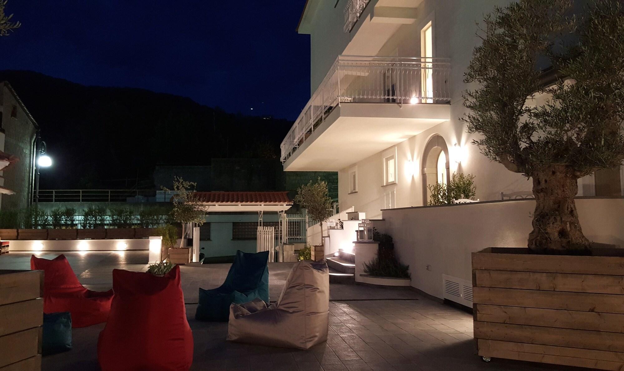Varios Maison Kalea