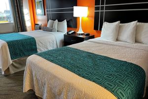 Alojamiento - Howard Johnson by Wyndham Houston Heights/Downtown