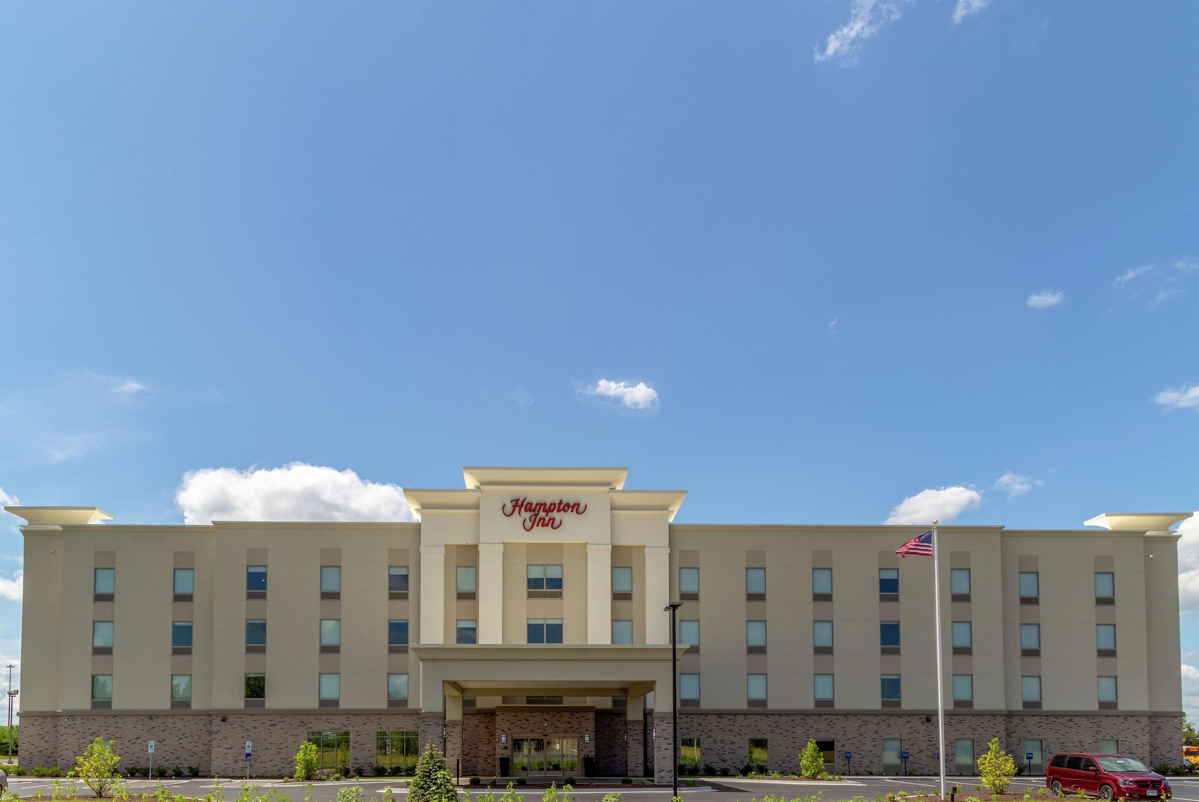 Vista Exterior Hampton Inn Bourbonnais Kankakee
