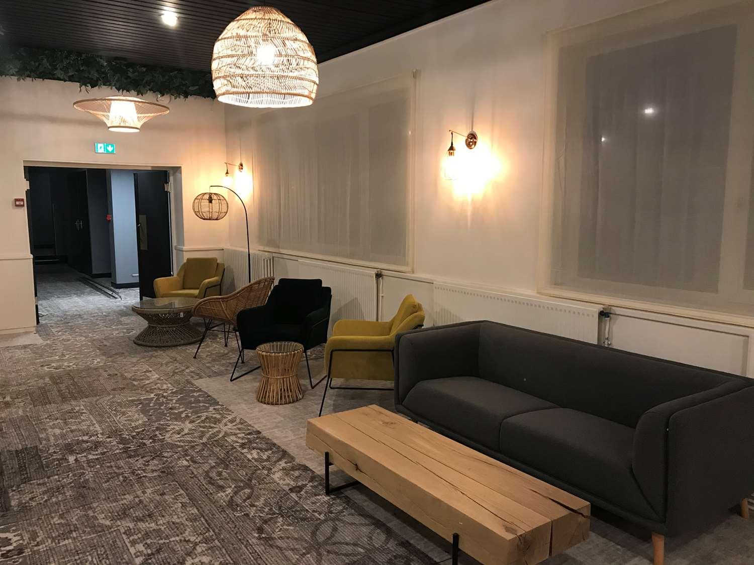 Vista Lobby Sure Hotel by Best Western Argentan