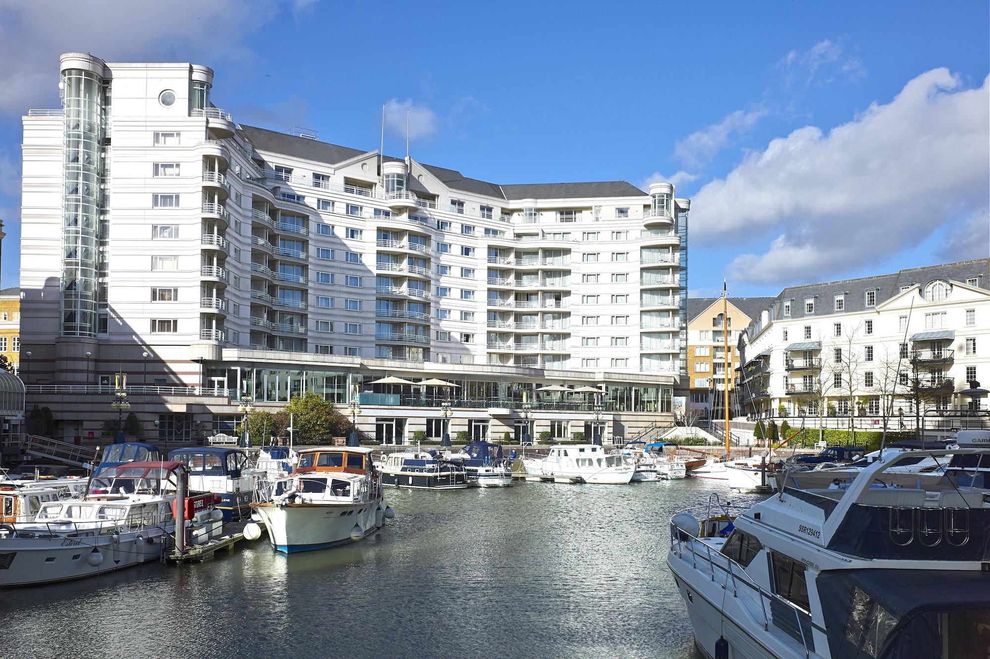Vista Exterior The Chelsea Harbour Hotel and Spa