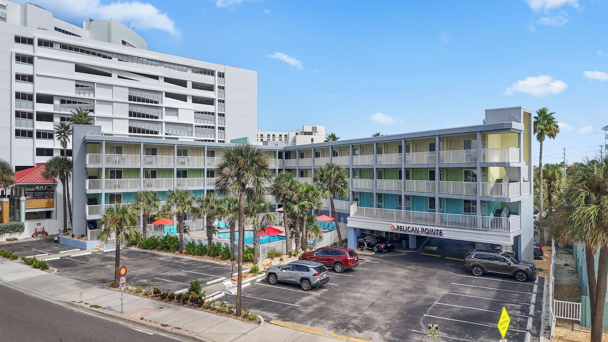 Vista Exterior Pelican Pointe Clearwater Beach Hotel