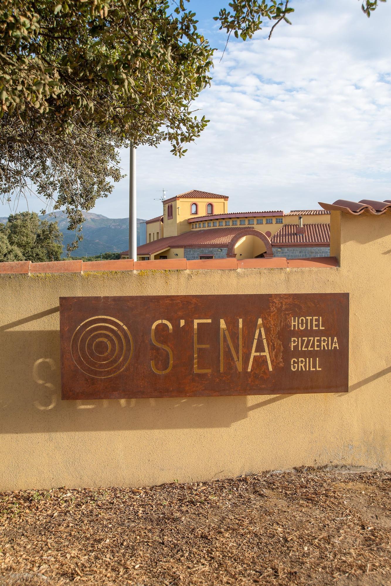 Vista Exterior S'ena Hotel