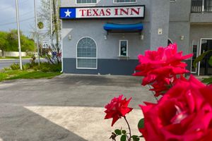 Alojamiento - Texas Inn
