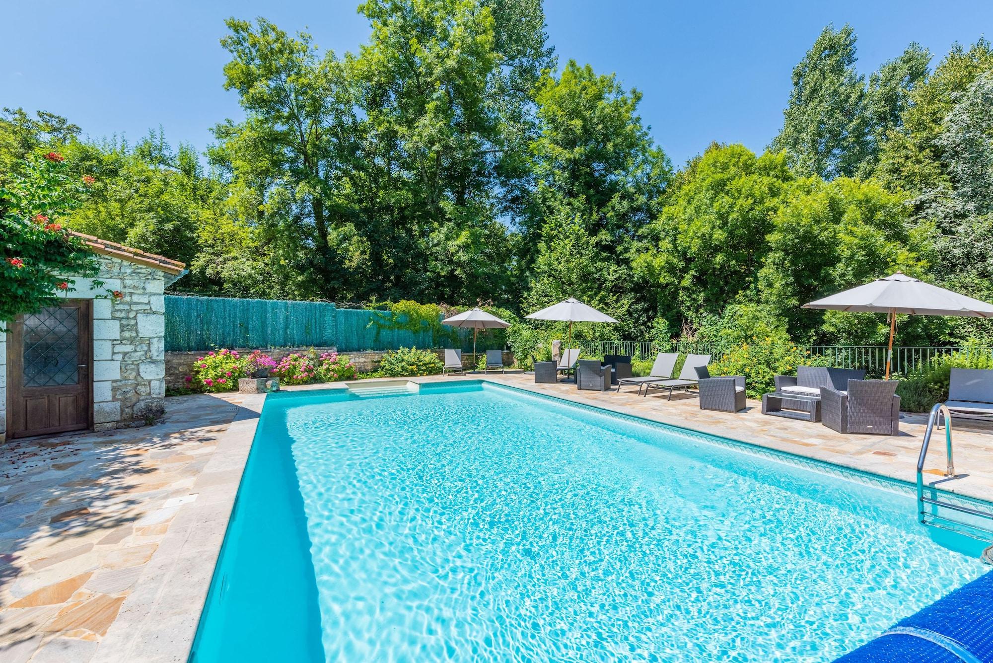 Vista Piscina Moulin de Vigonac