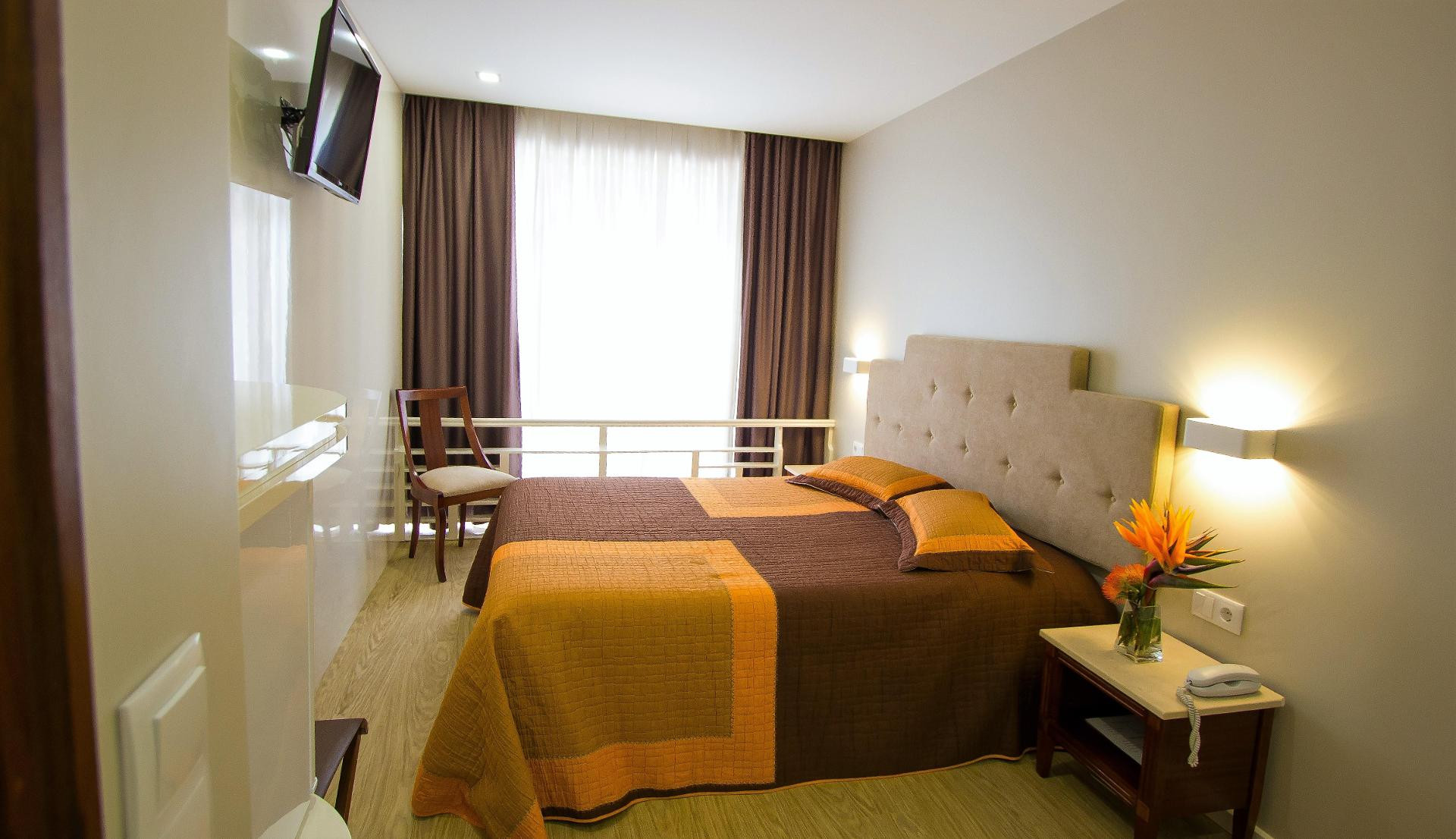 Vista Exterior Hotel Avenida