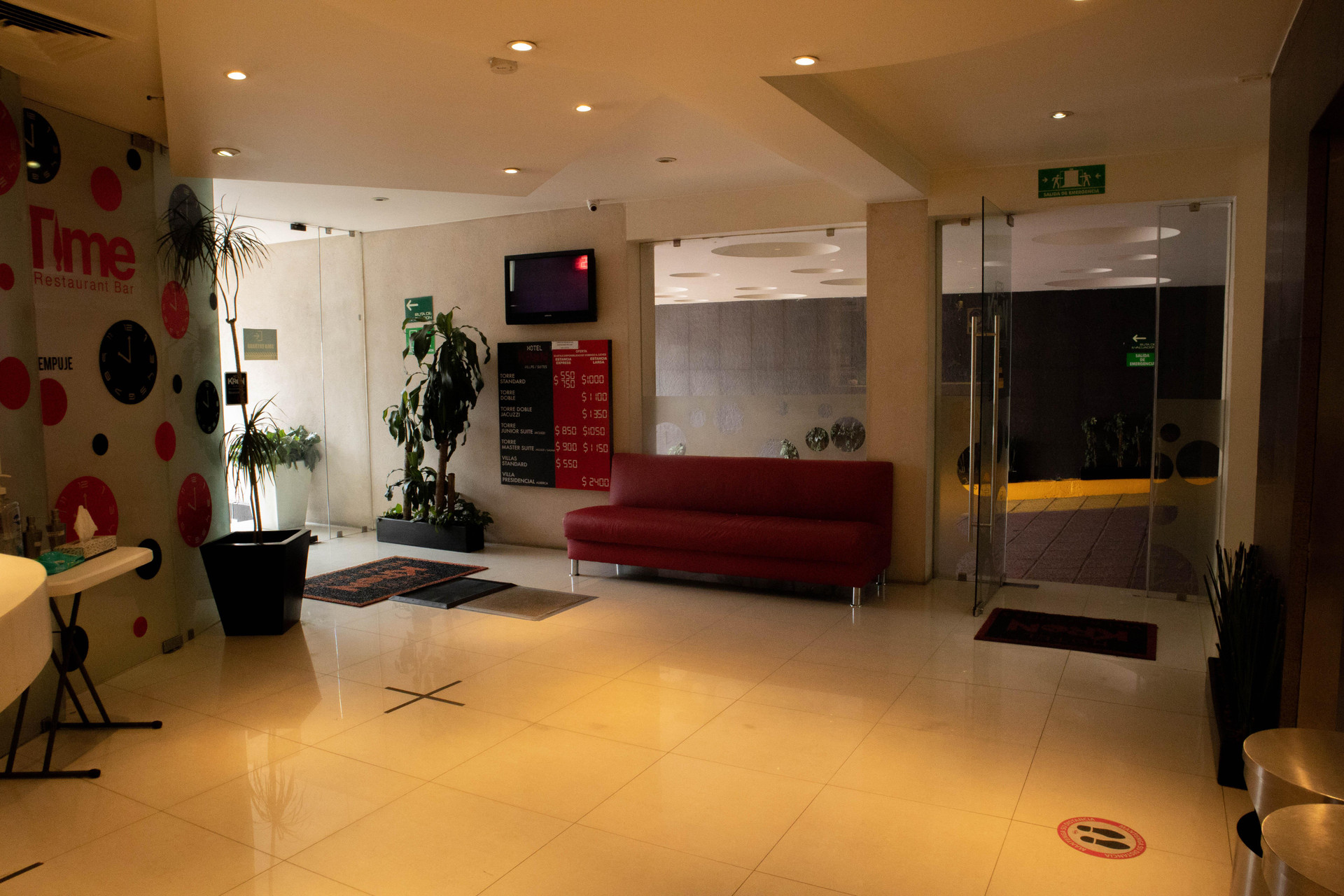 Vista Lobby Love Hotel Kron