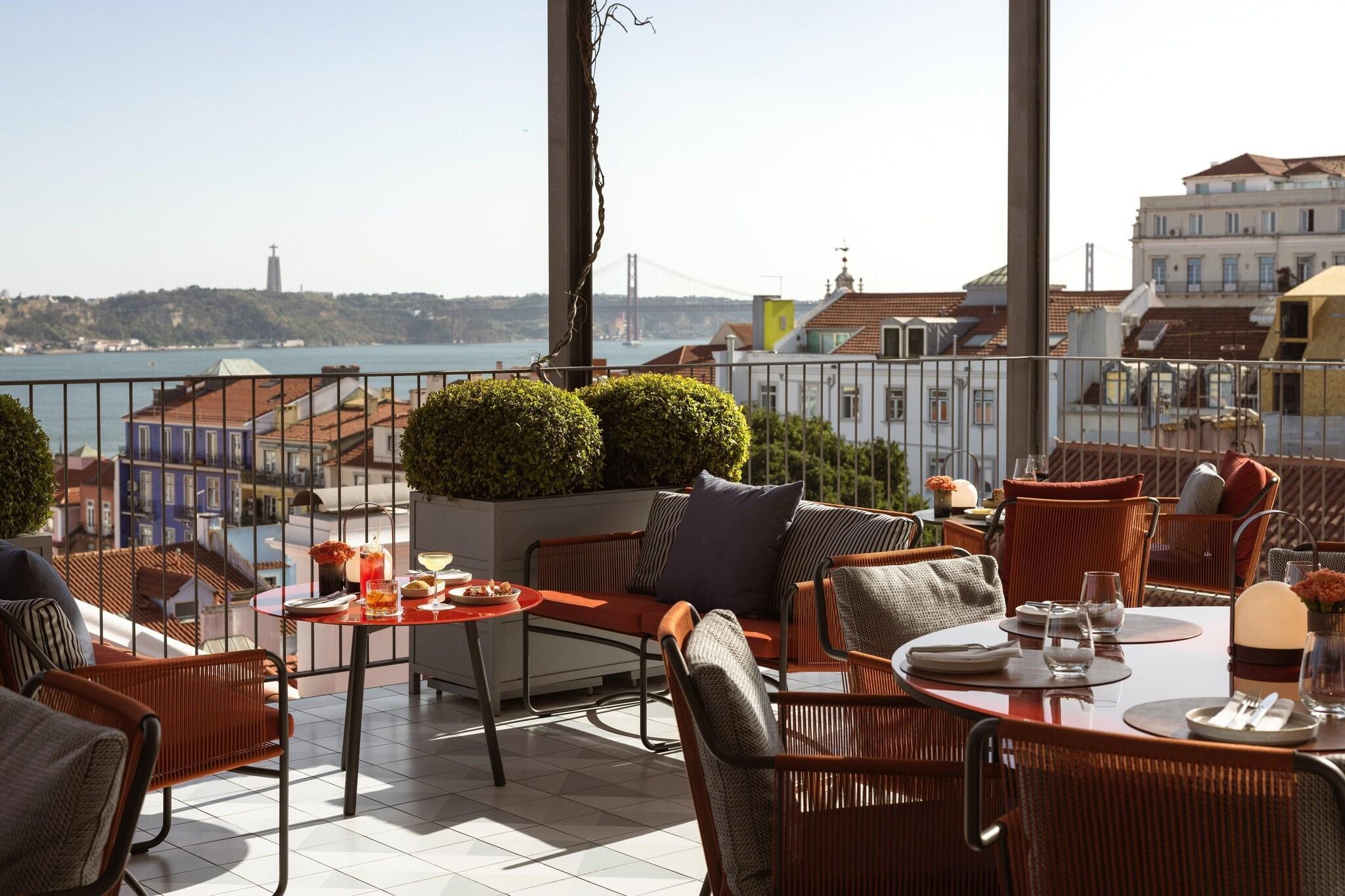 Vista Exterior Bairro Alto Hotel