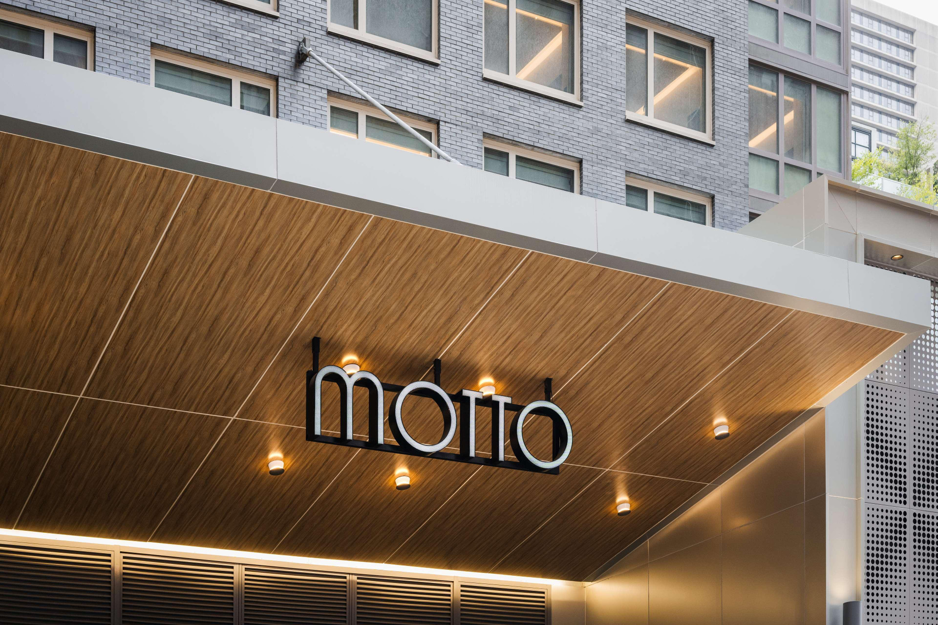 Vista Exterior Motto By Hilton New York City Times Square