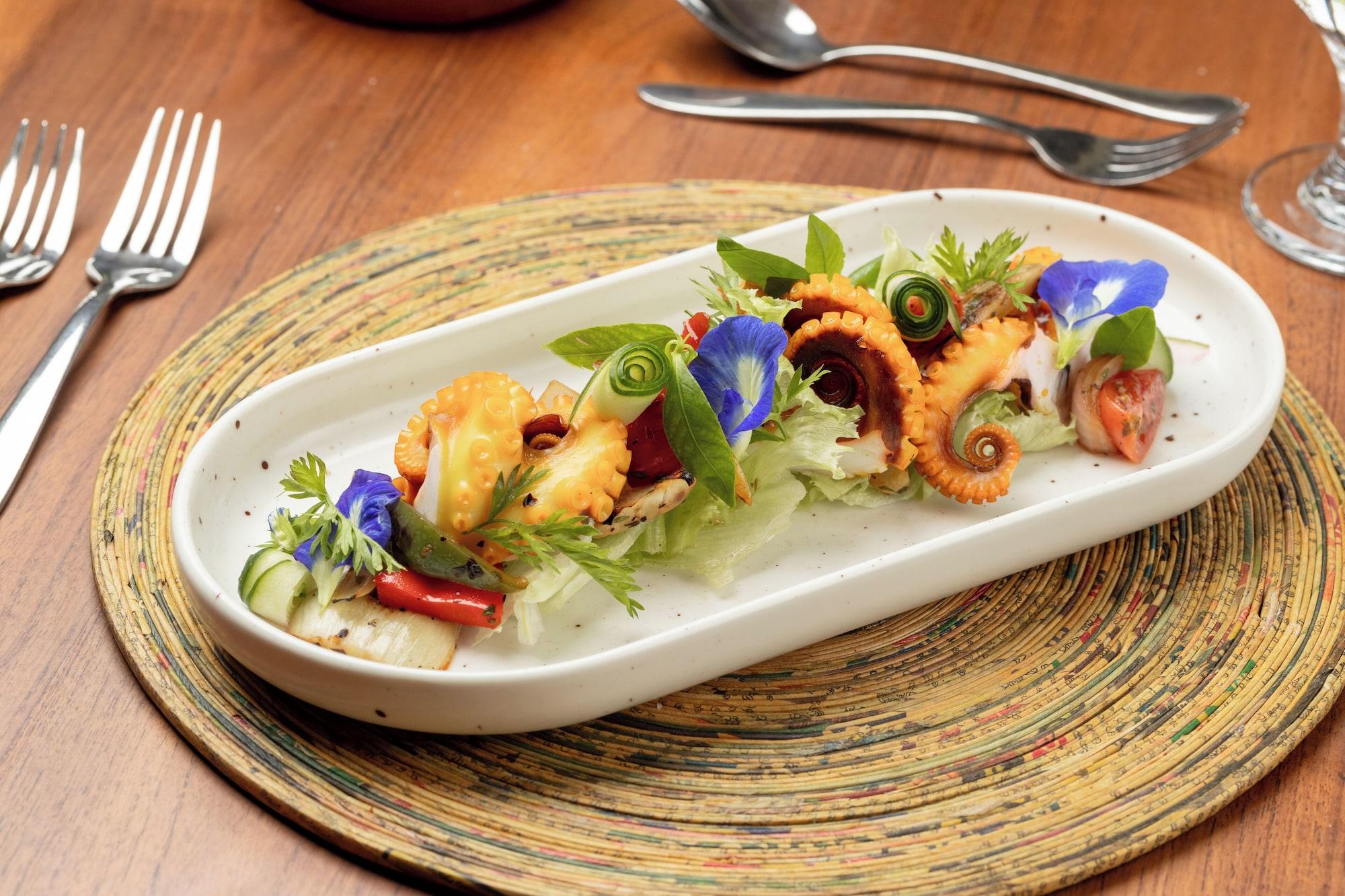 Restaurant Jetwing Lagoon Wellness, A Luxury Reserve - Adults Only