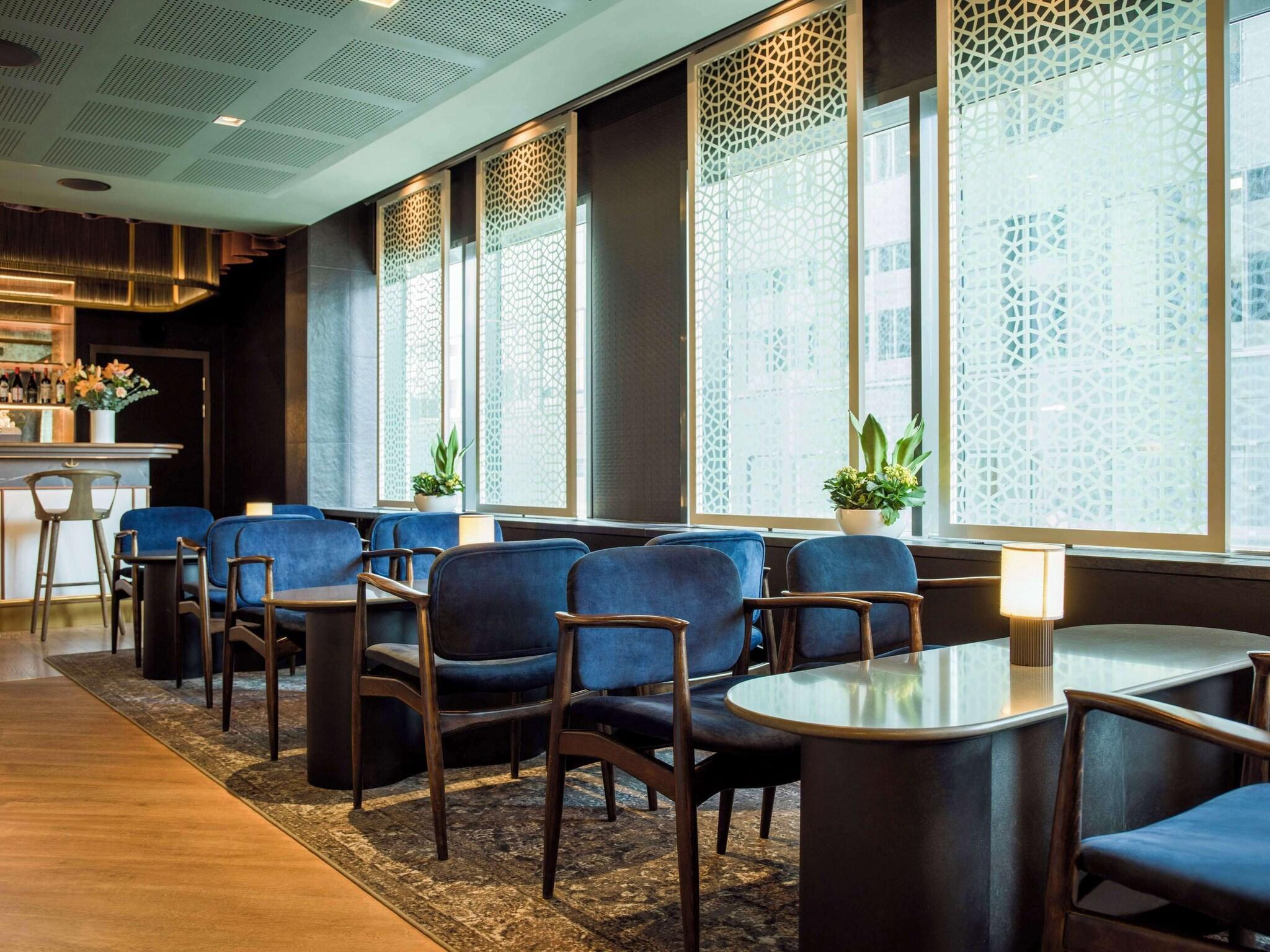 Bar/Salón Radisson Blu Waterfront Hotel