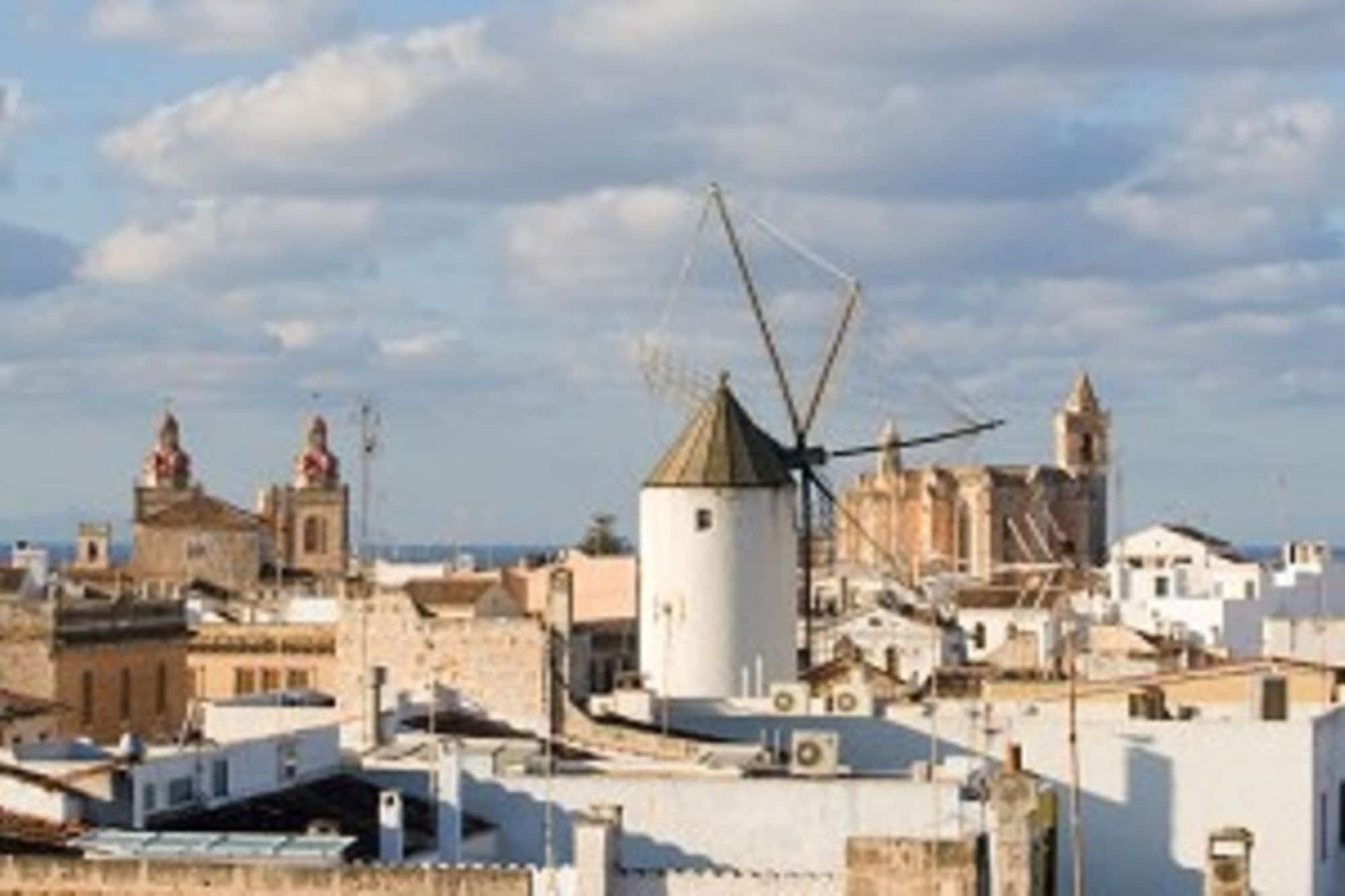 Varios Hostal Menurka