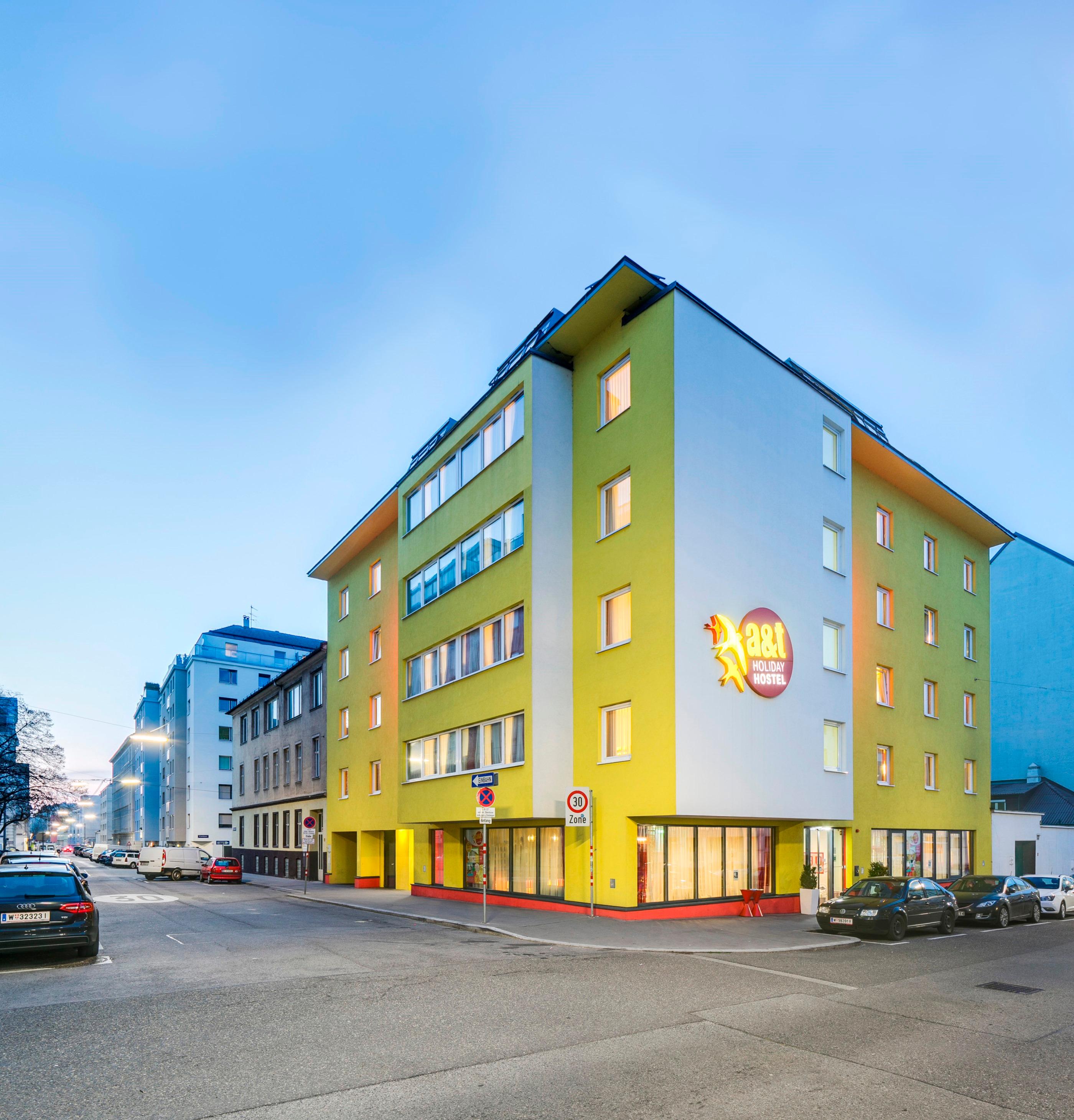 Vista Exterior A&T Hotel & Hostel