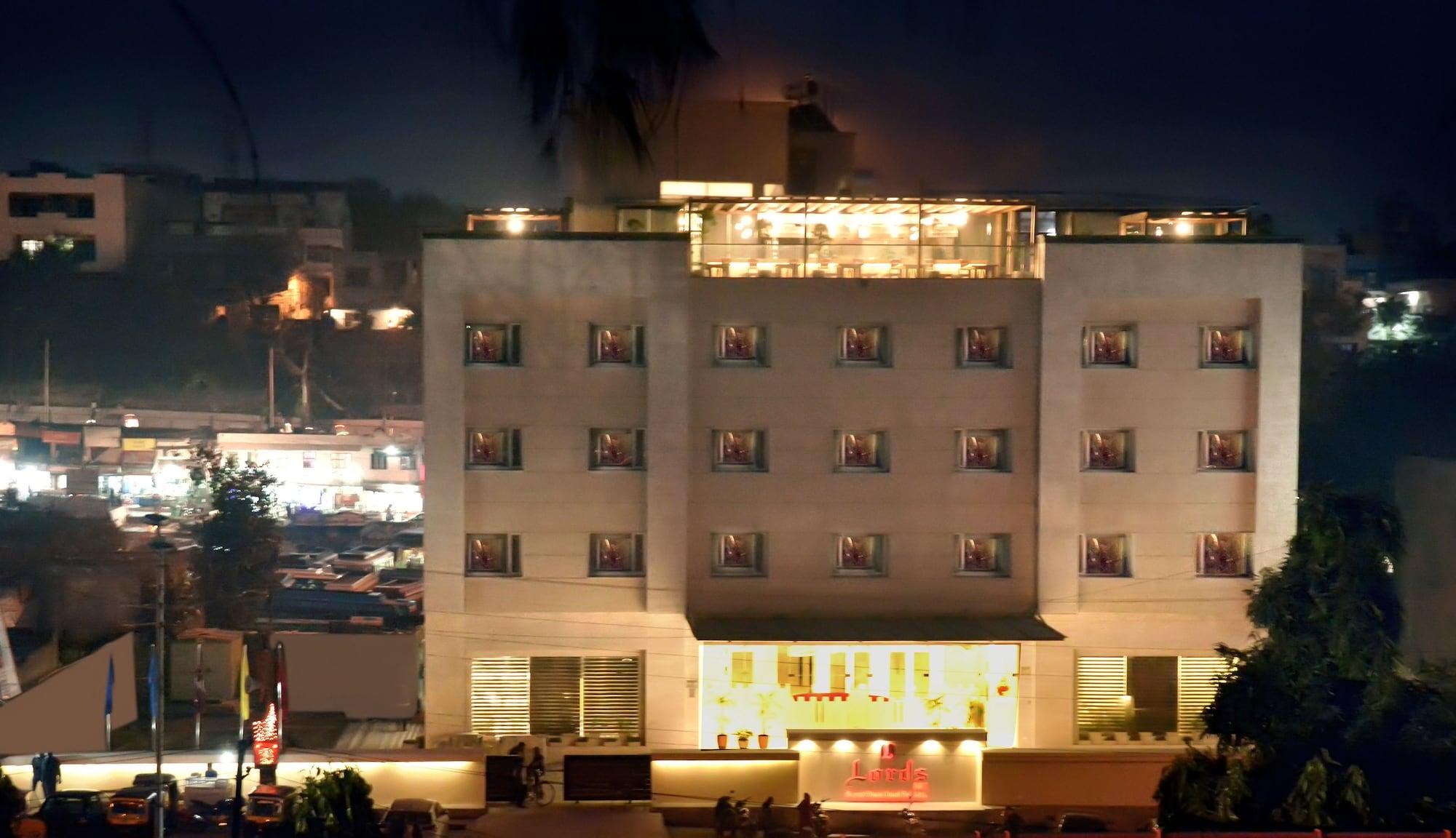 Vista Exterior Grand Plaza Lords Inn Jammu