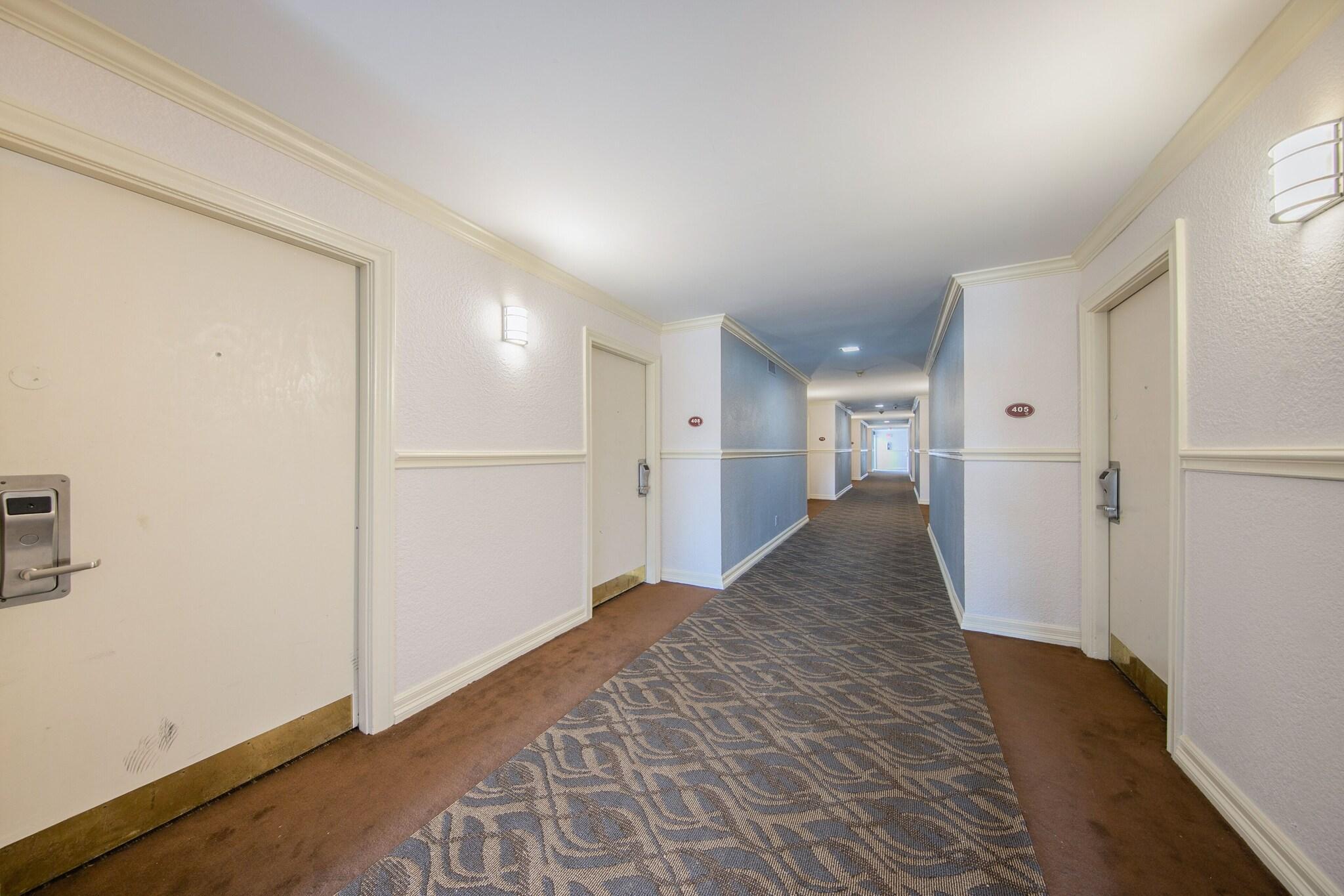 Vista Lobby Americas Best Value Inn & Suites Brenham