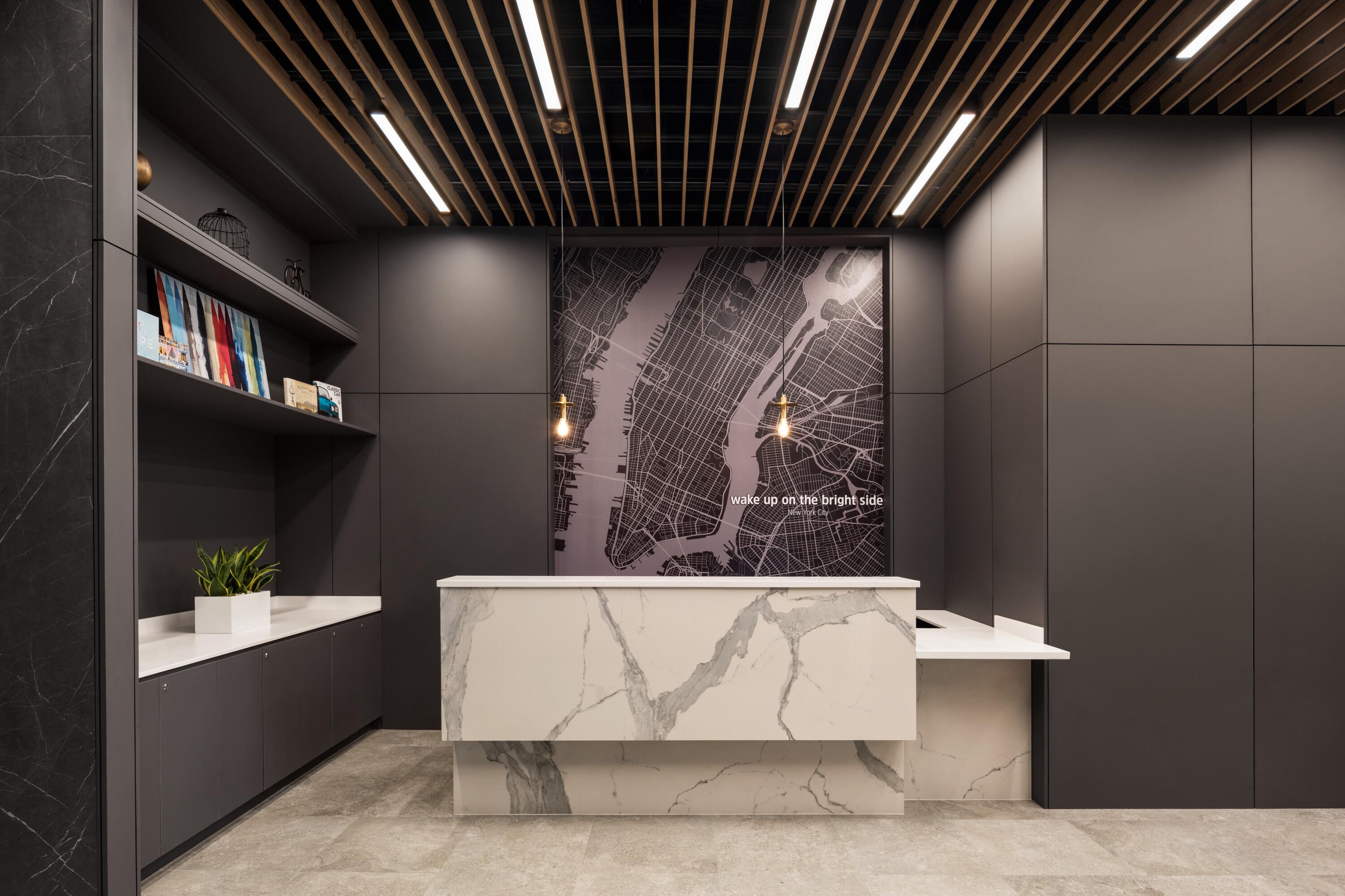 Vista Lobby La Quinta Inn and Suites Times Square South