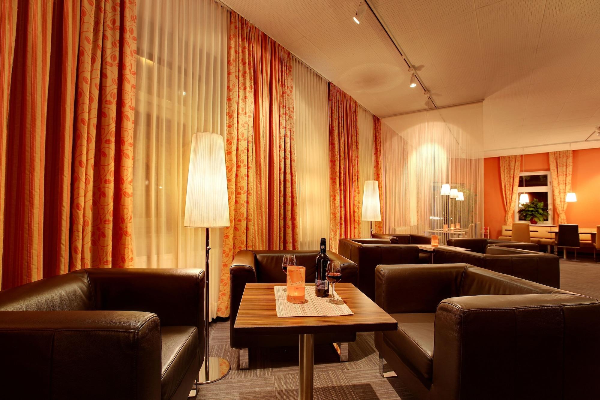 Bar/Salón Strandhotel Alte Donau