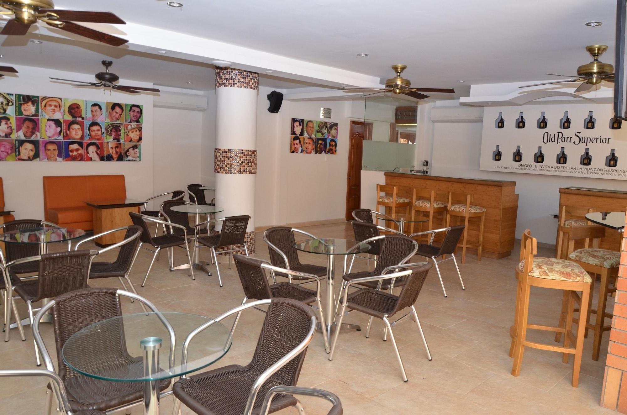 Bar/Salón Tativan Hotel