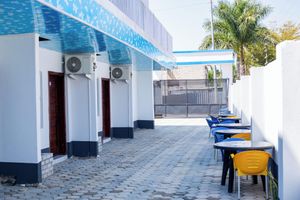 Alojamiento - salama blue lodge