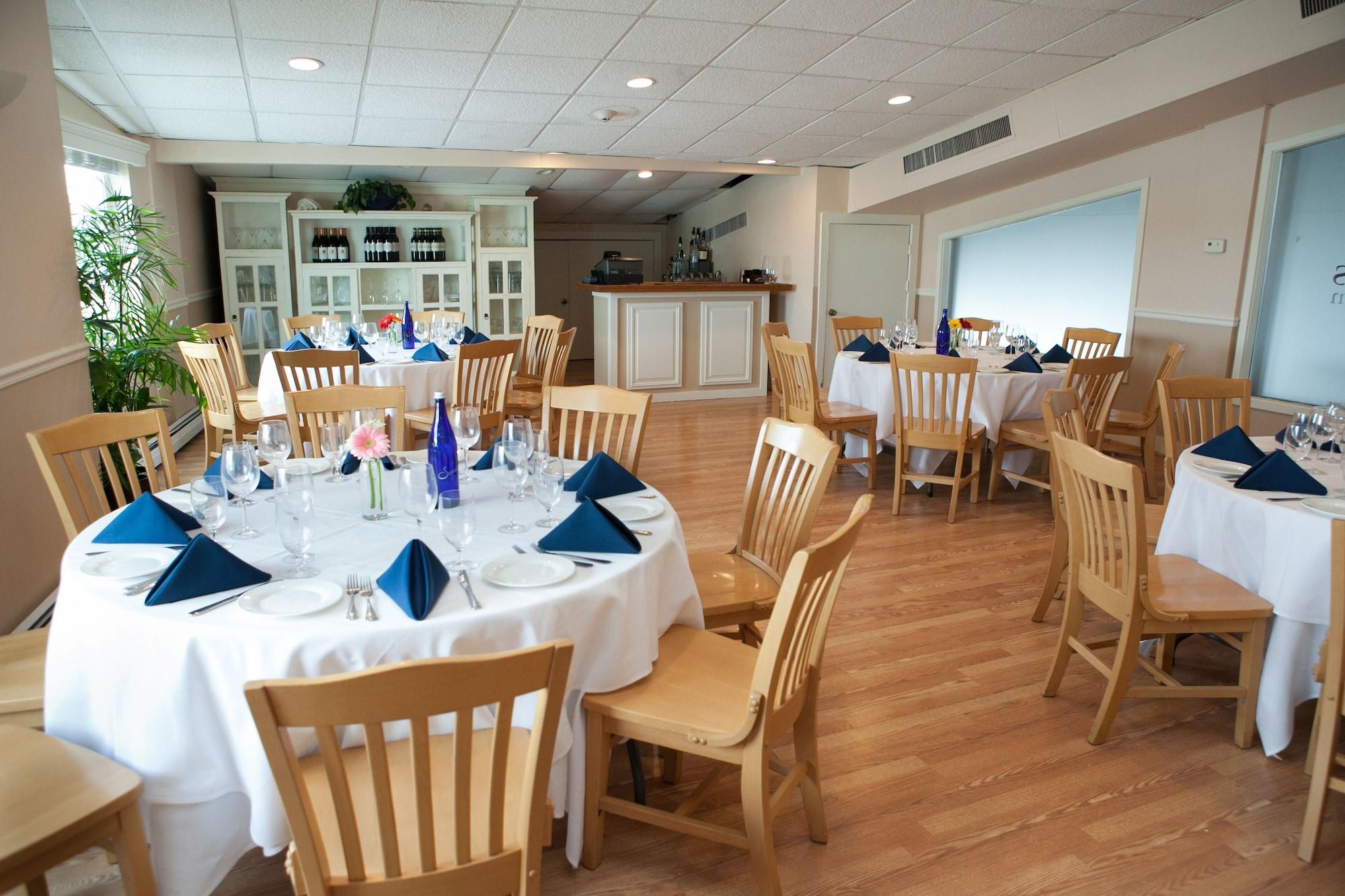 Sala de Reuniones The Hotel at Cape Ann Marina