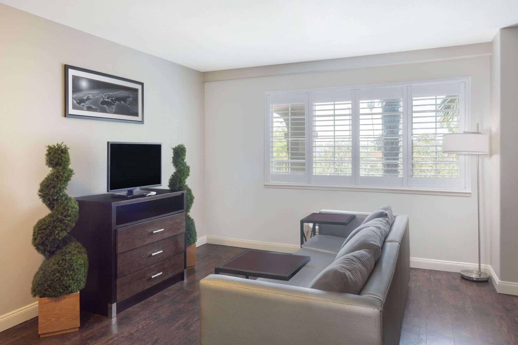 Habitación Baymont by Wyndham Modesto Salida