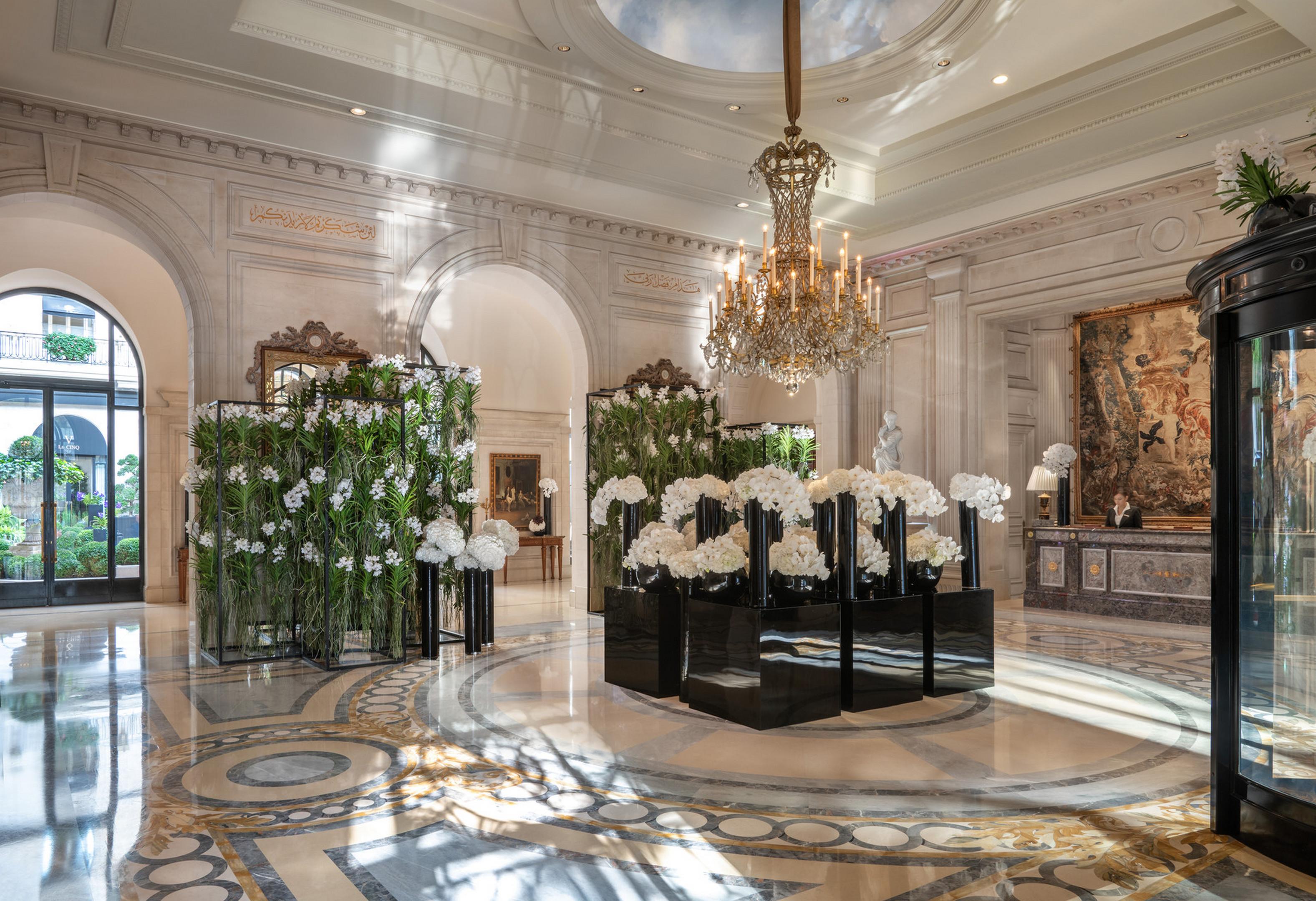 Vista Lobby Four Seasons Hotel George V