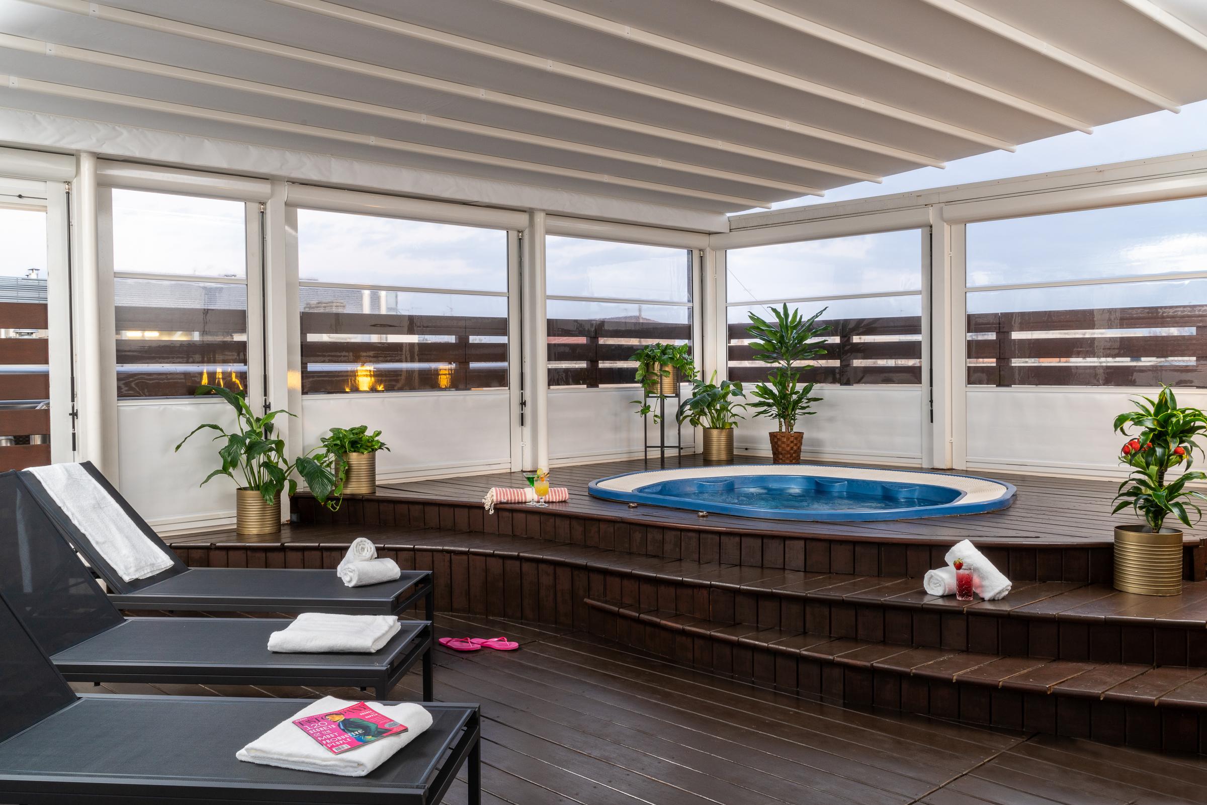 Vista Piscina Leonardo Boutique Hotel Rome Termini
