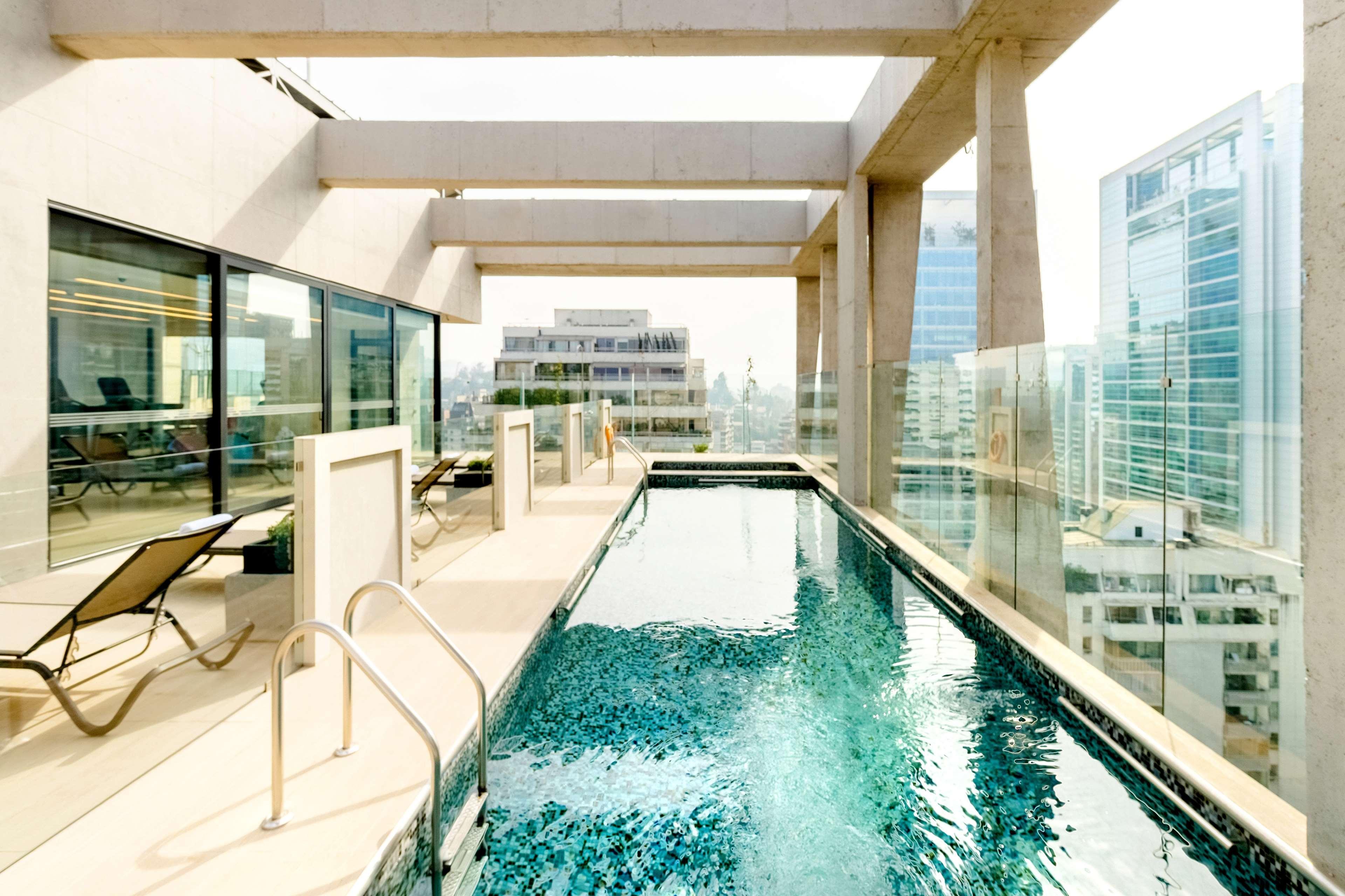 Vista Piscina Hyatt Centric Las Condes Santiago