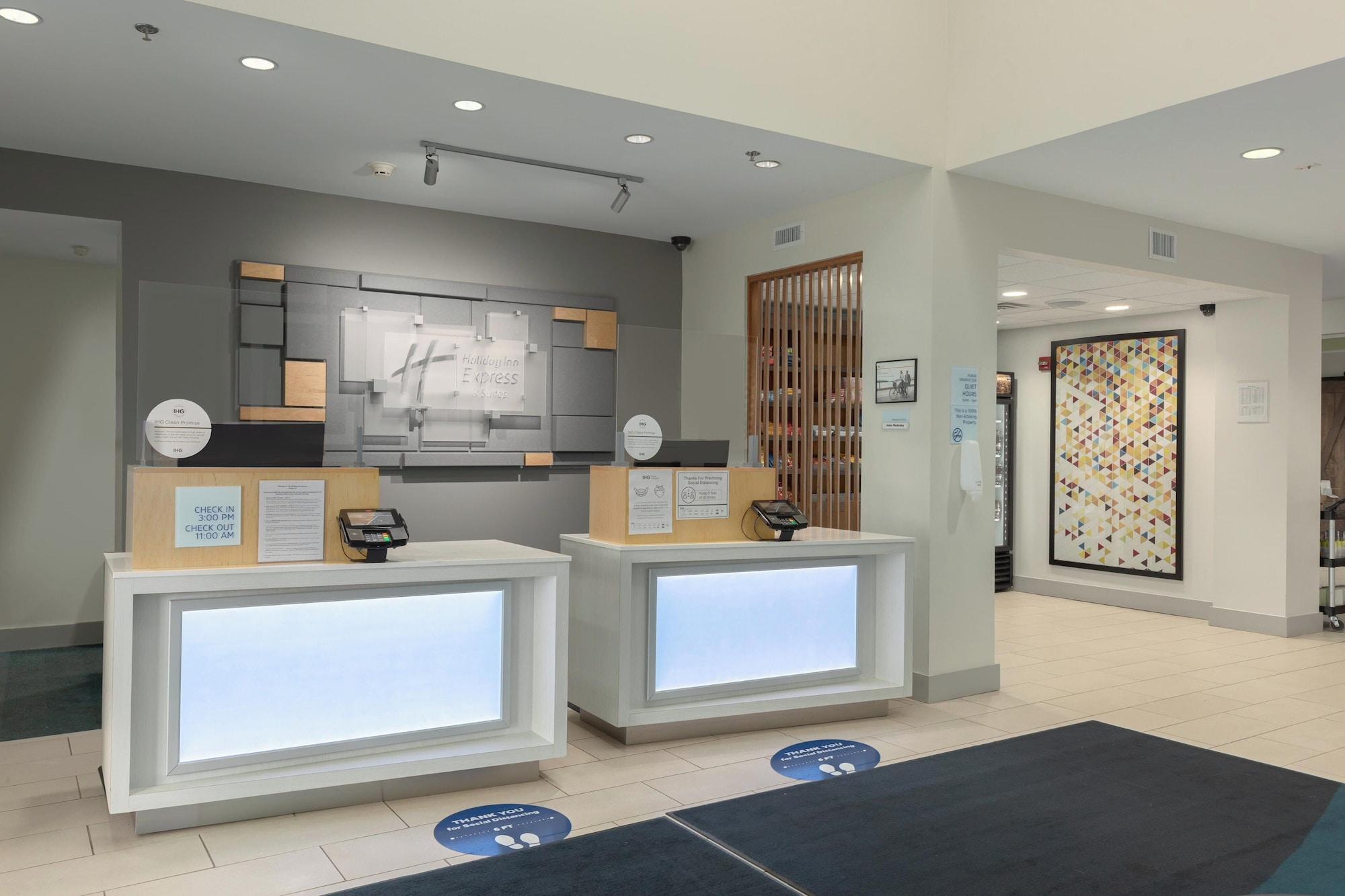 Vista Exterior Holiday Inn Express Hotel & Suites Vestal by IHG