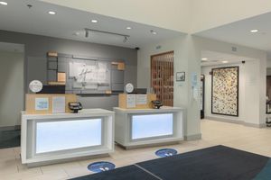 Alojamiento - Holiday Inn Express Hotel & Suites Vestal by IHG