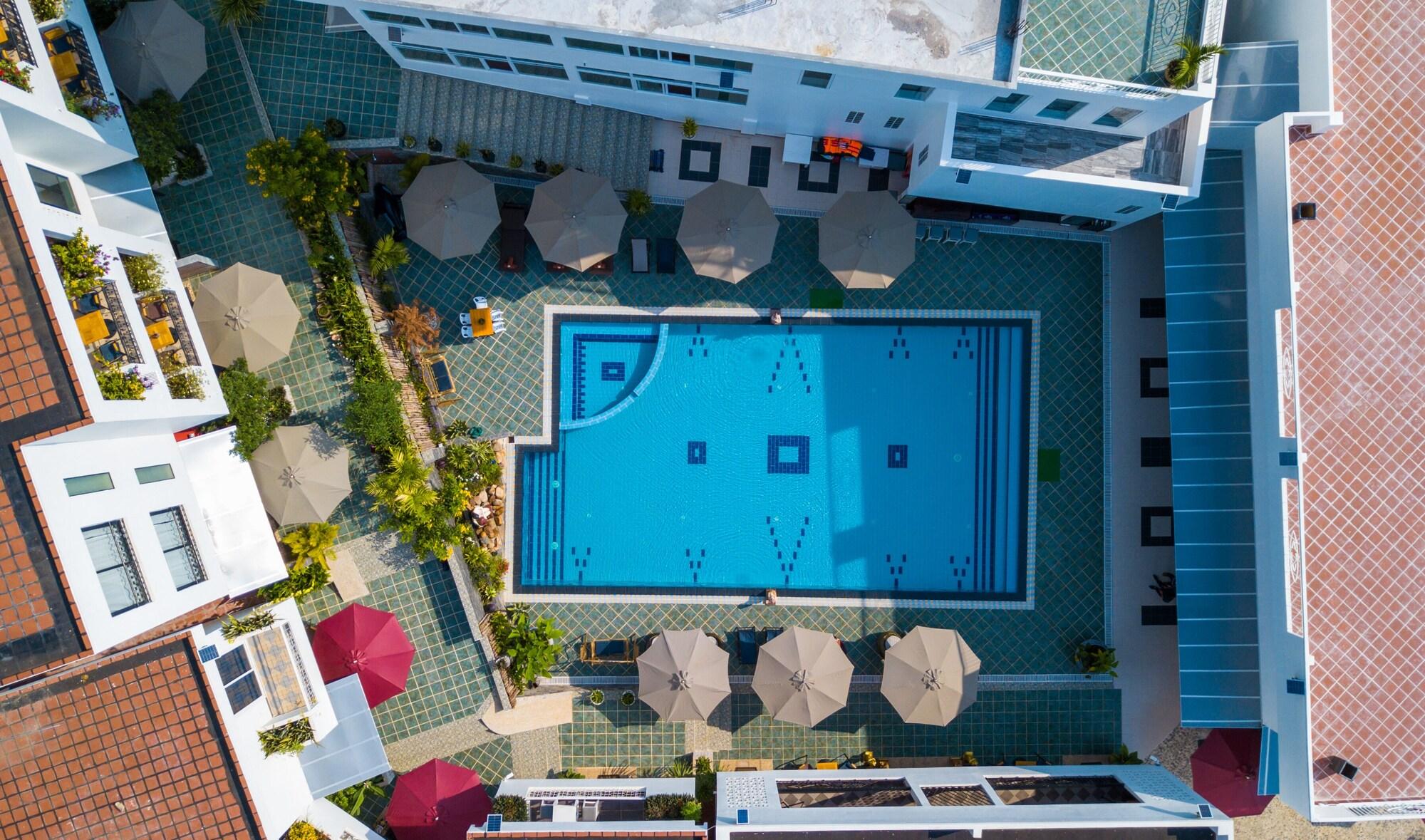 Varios Calao Kep Residence Hotel
