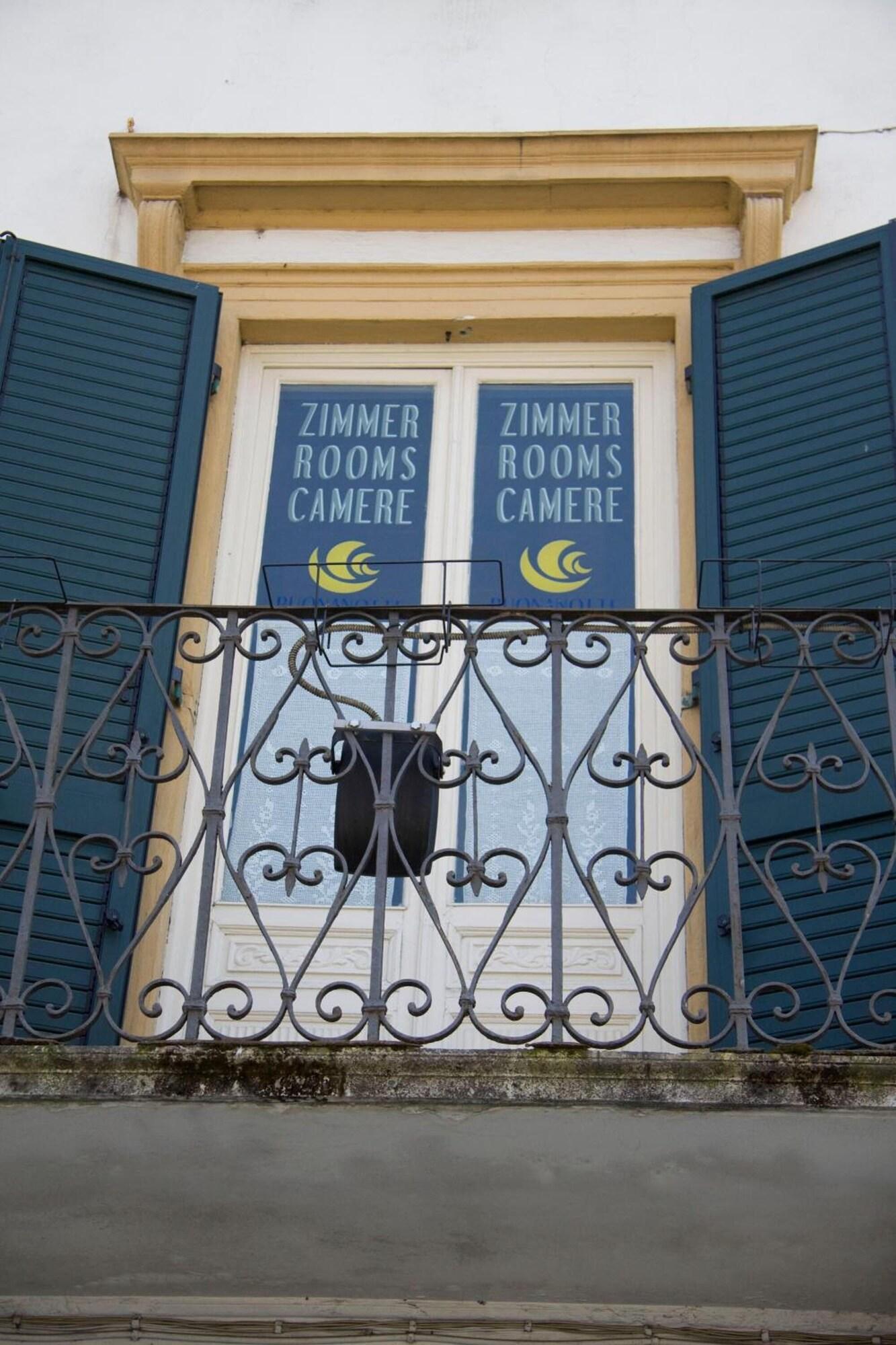 Vista Exterior Buonanotte
