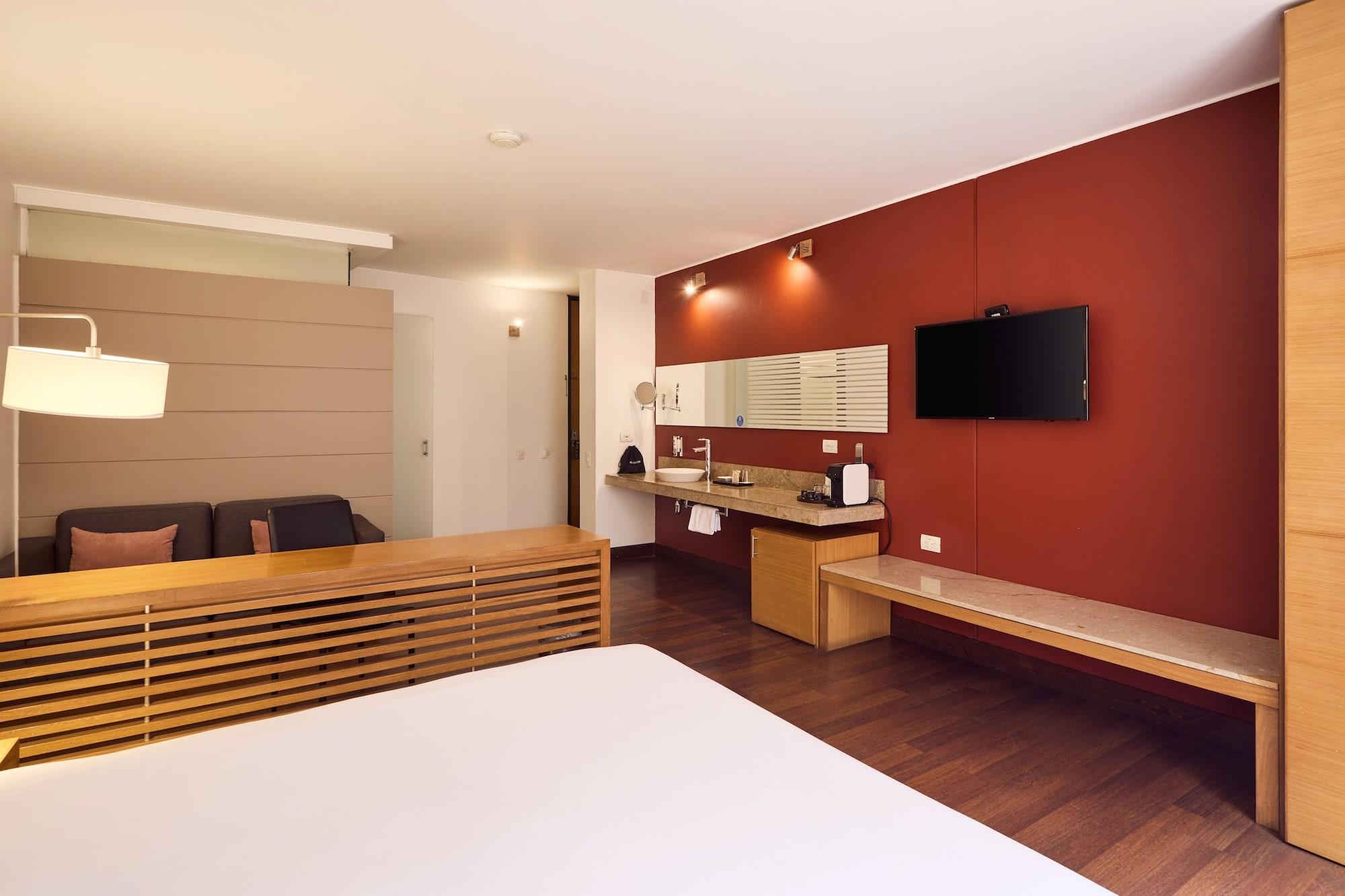Habitación Bh la Quinta- Suites