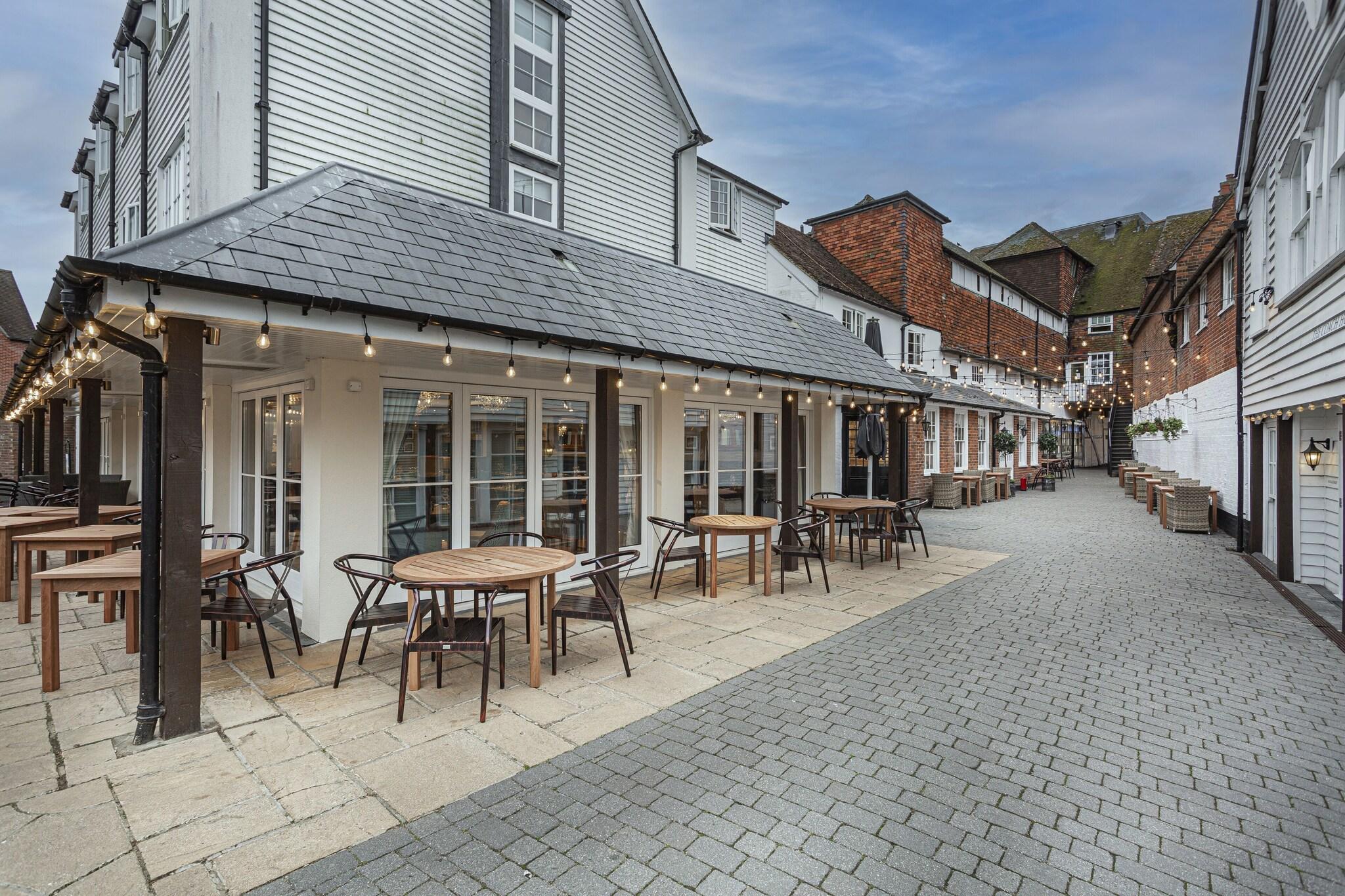 Varios The White Horse Hotel, Romsey, Hampshire