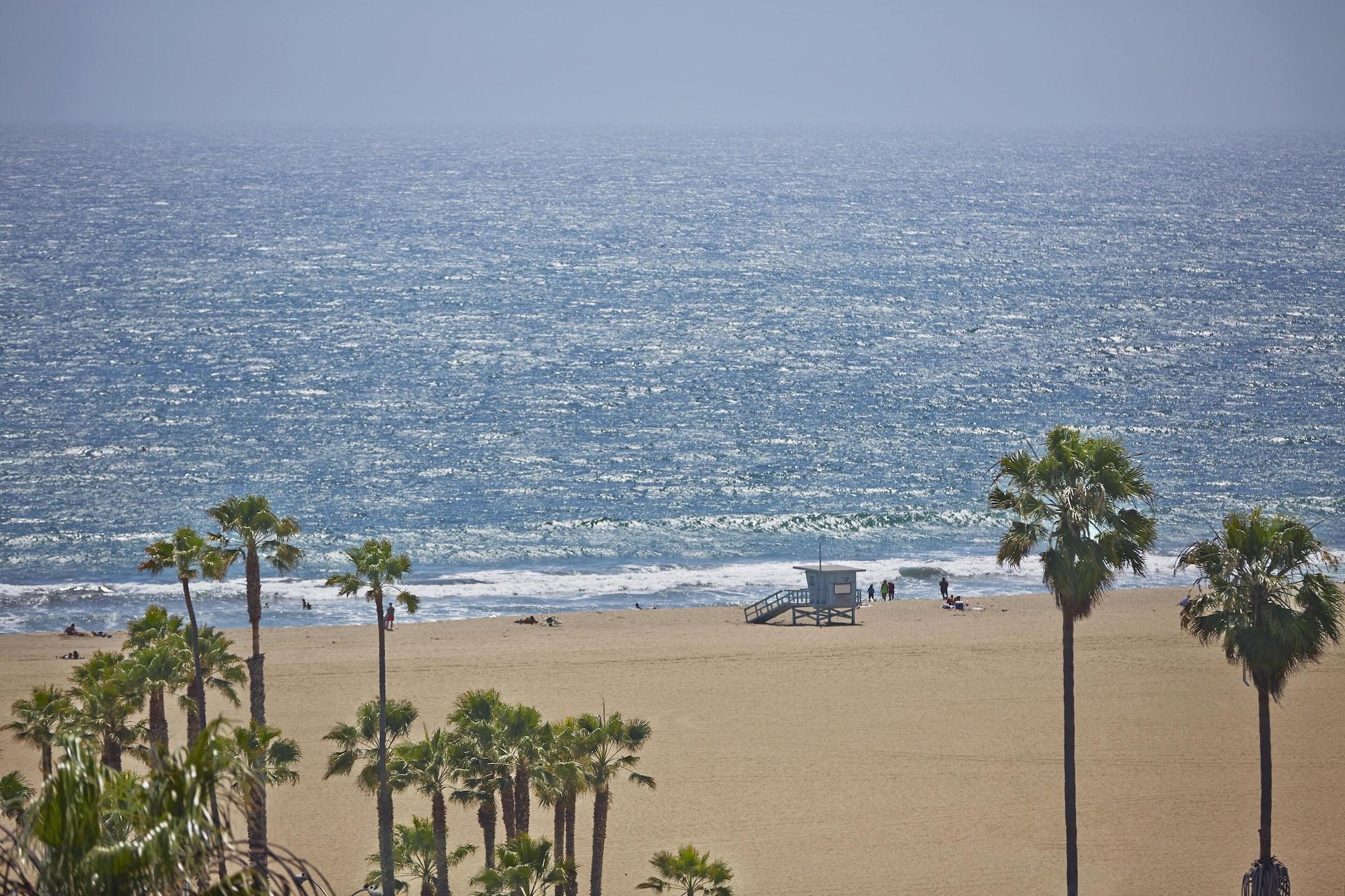 Vista Exterior Viceroy Santa Monica