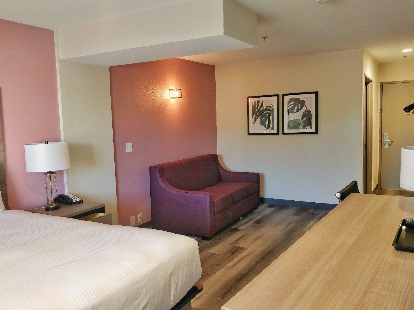 Set de Habitación Arya Inn & Suites