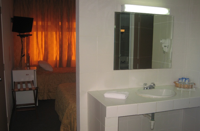Baño Hotel El Condor