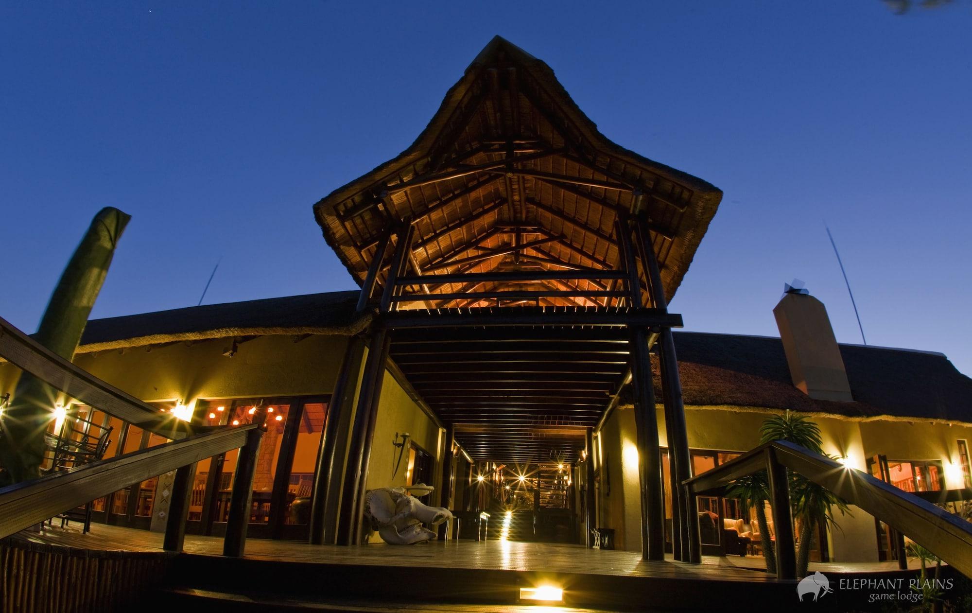 Vista Exterior Elephant Plains Game Lodge