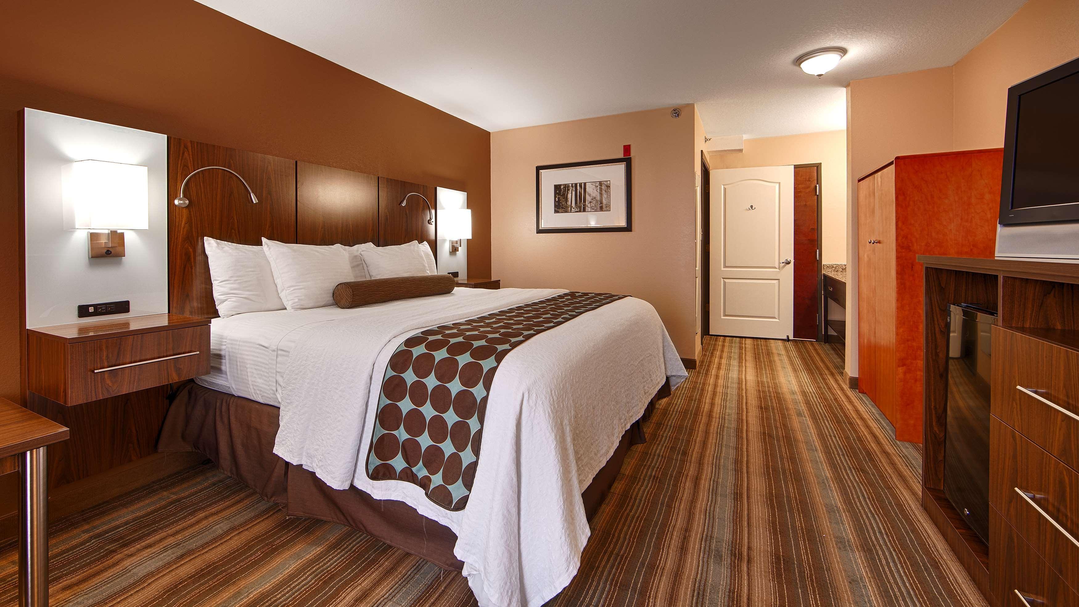 Vista Exterior Best Western Plus Gen X Inn