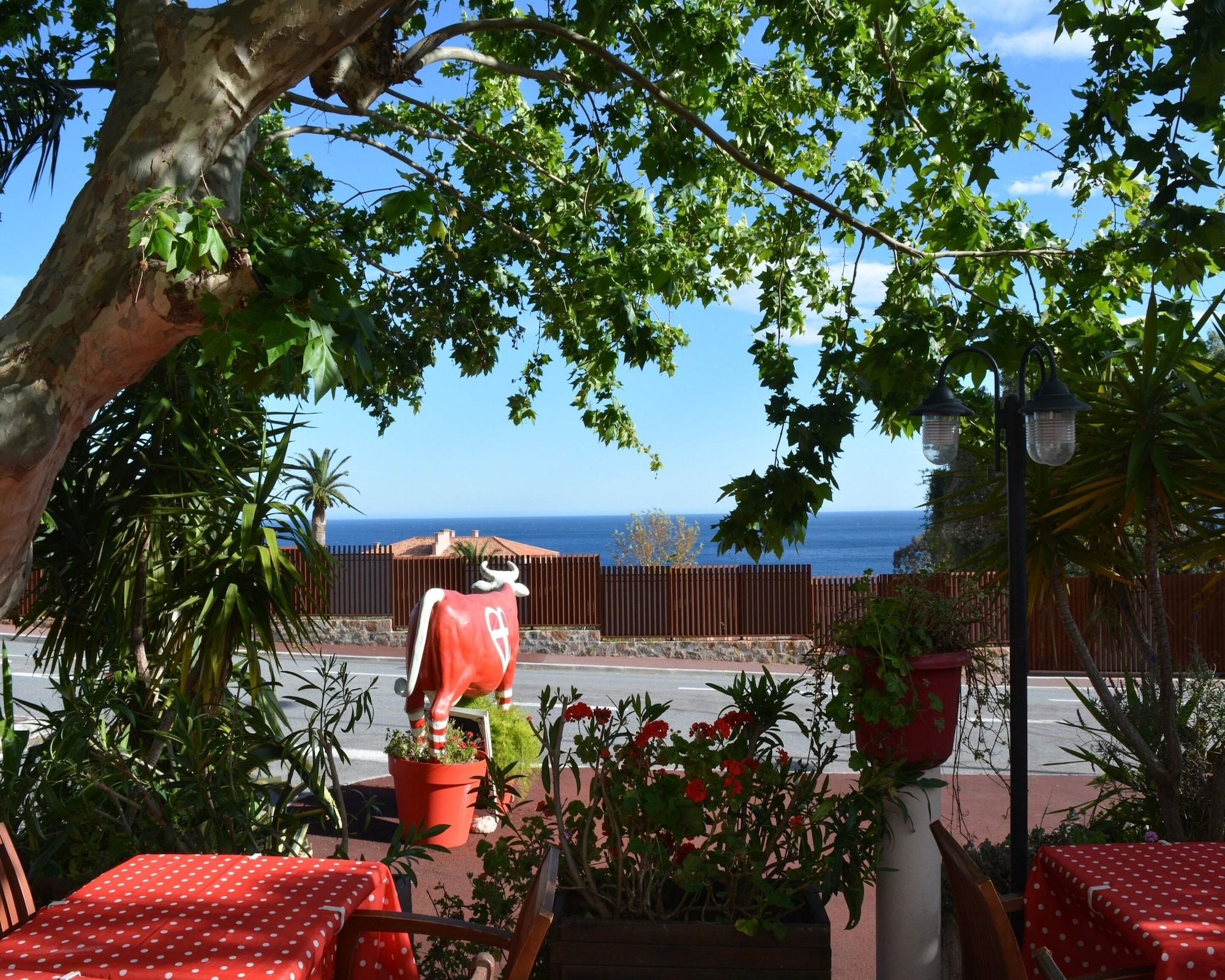 Varios Le Patio