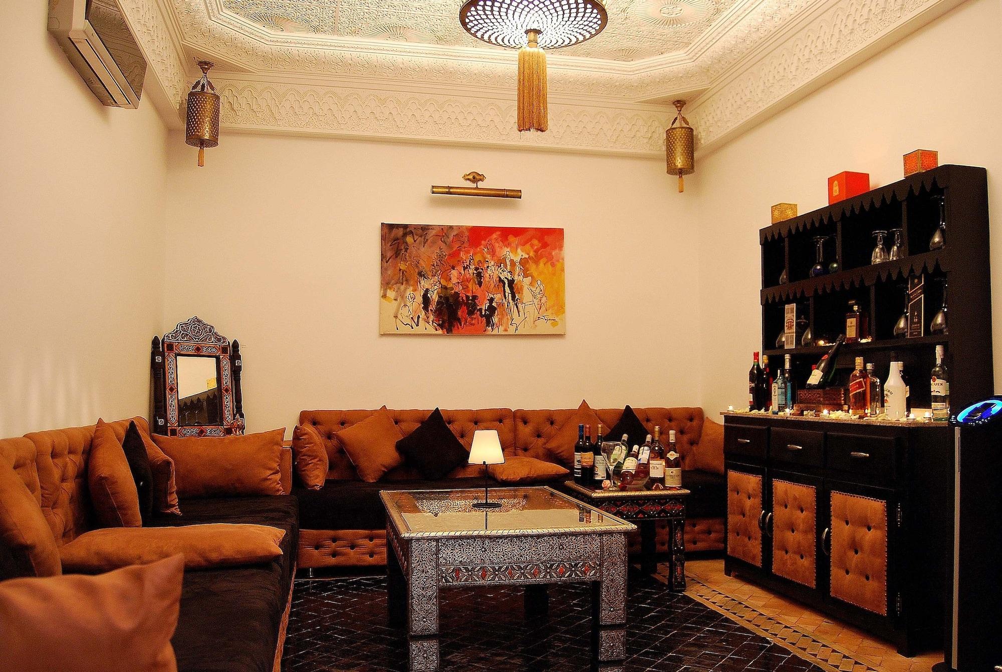 Bar/Salón Riad Hannah