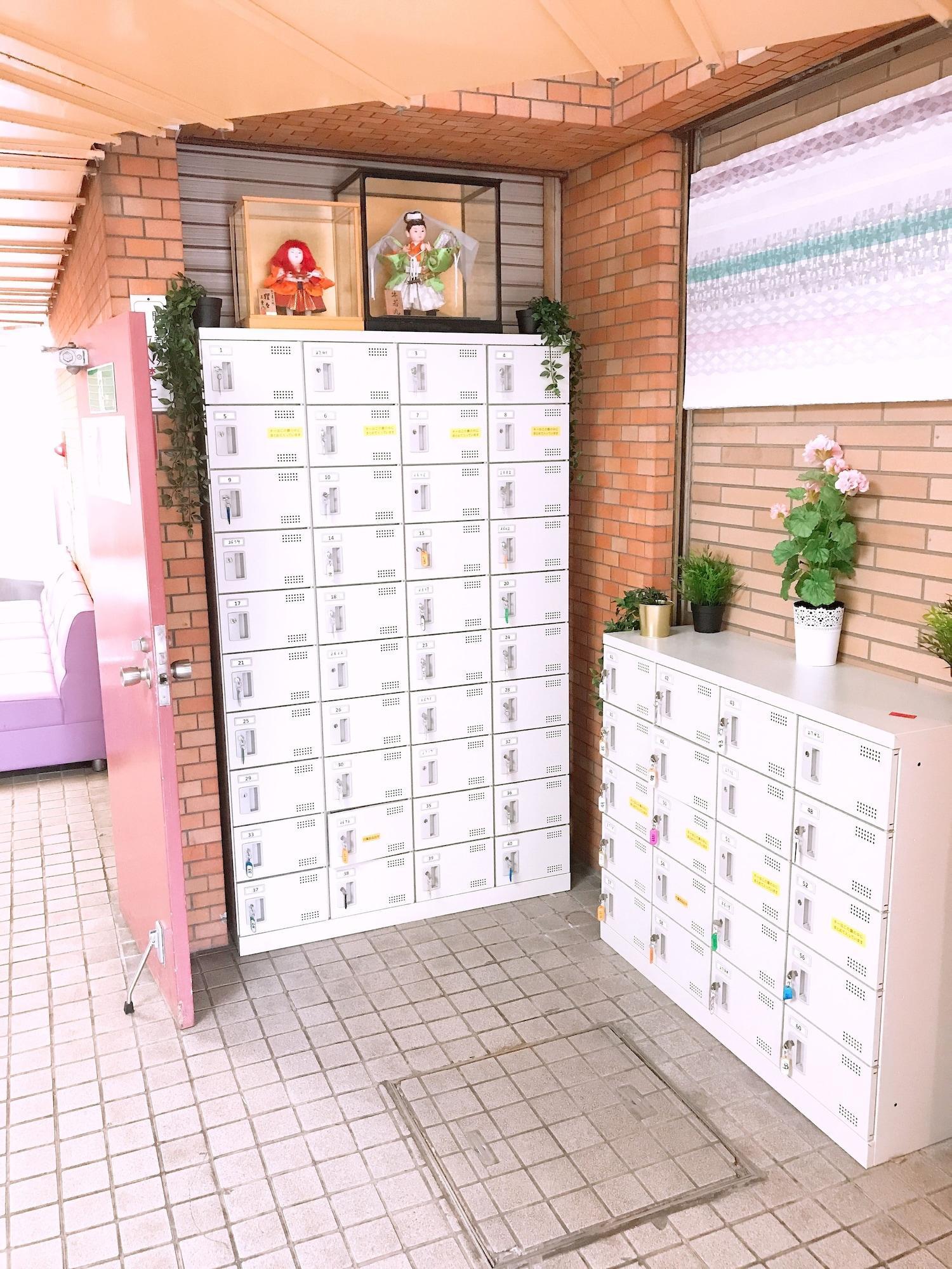 Instalaciones Recreativas Shinjuku Sky Capsule