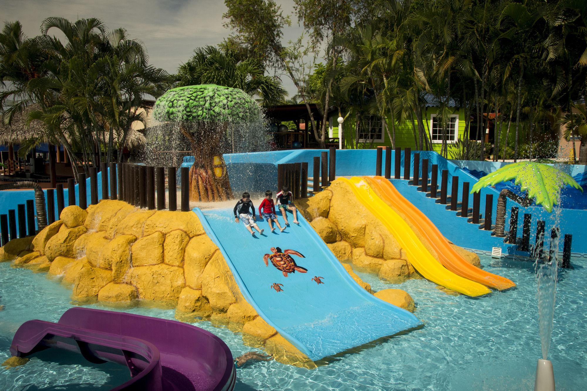 Área de recreação Azul Ixtapa All Inclusive Beach Resort & Convention Center