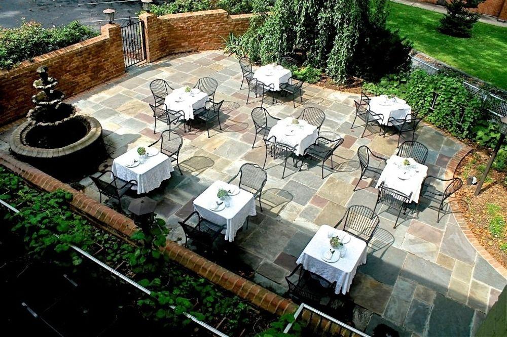 Comodidades del Alojamiento Main Street Bed & Breakfast Established in 1810