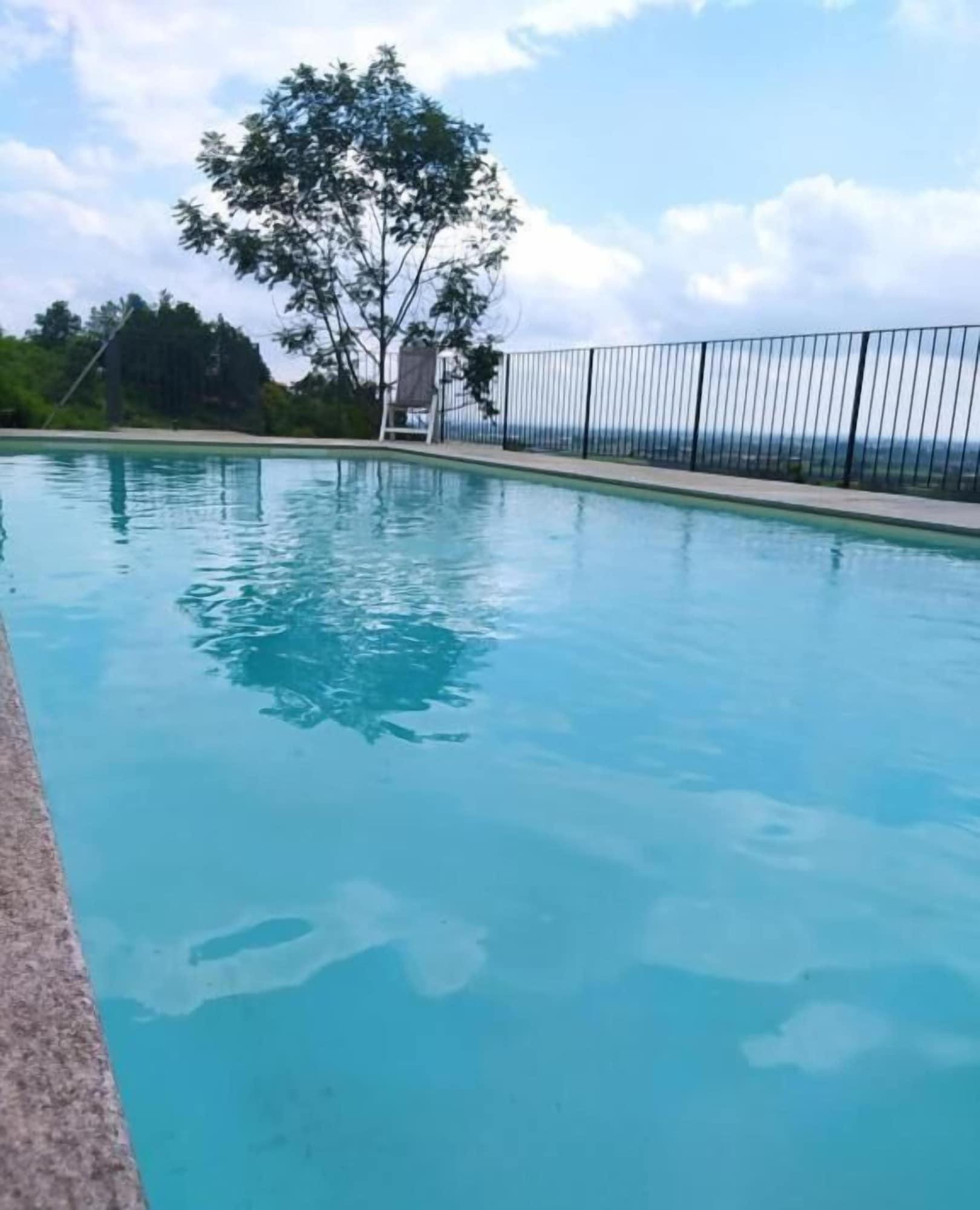 Vista Piscina B&B Villa Antilia
